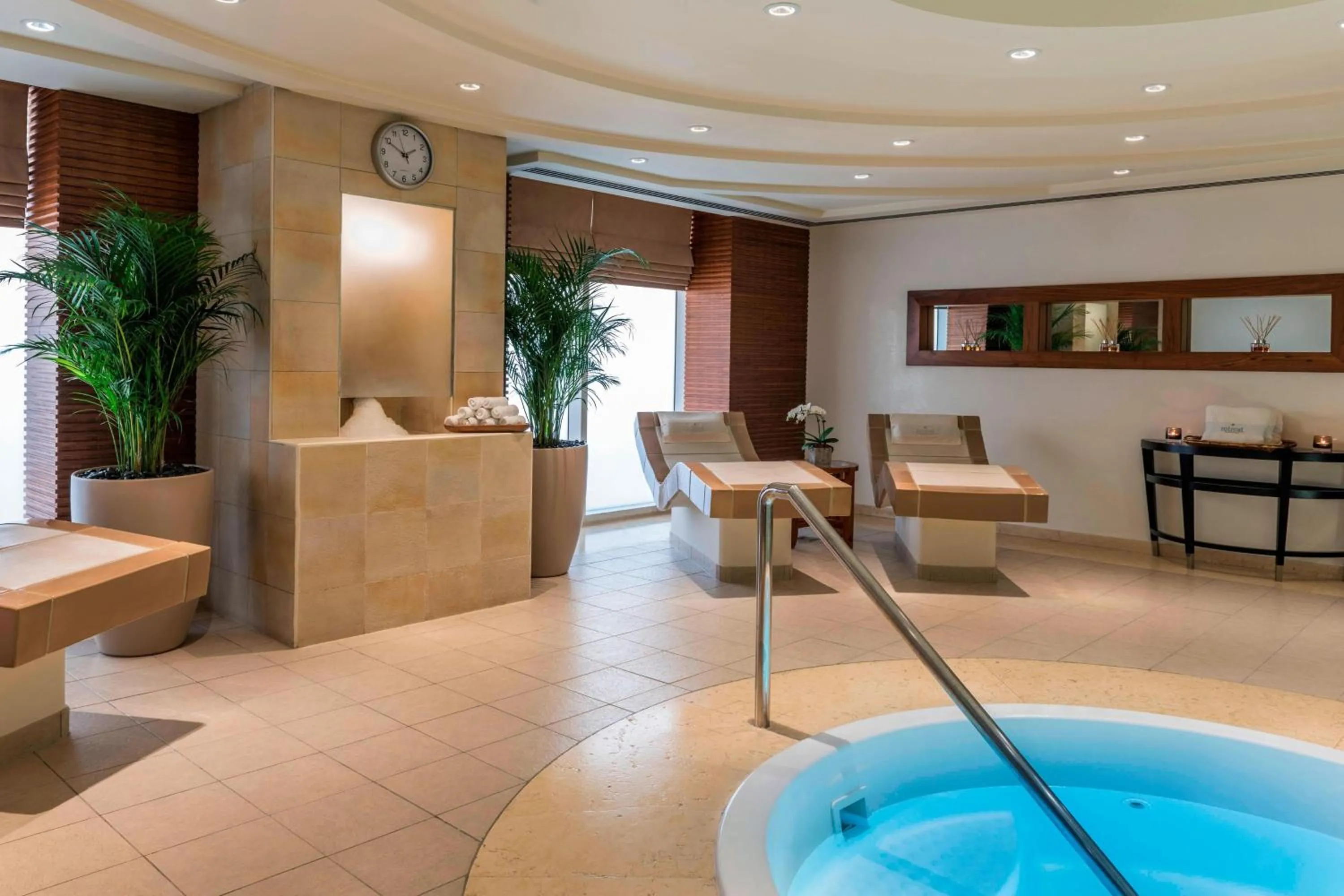 Spa and wellness centre/facilities in Grosvenor House, a Luxury Collection Hotel, Dubai