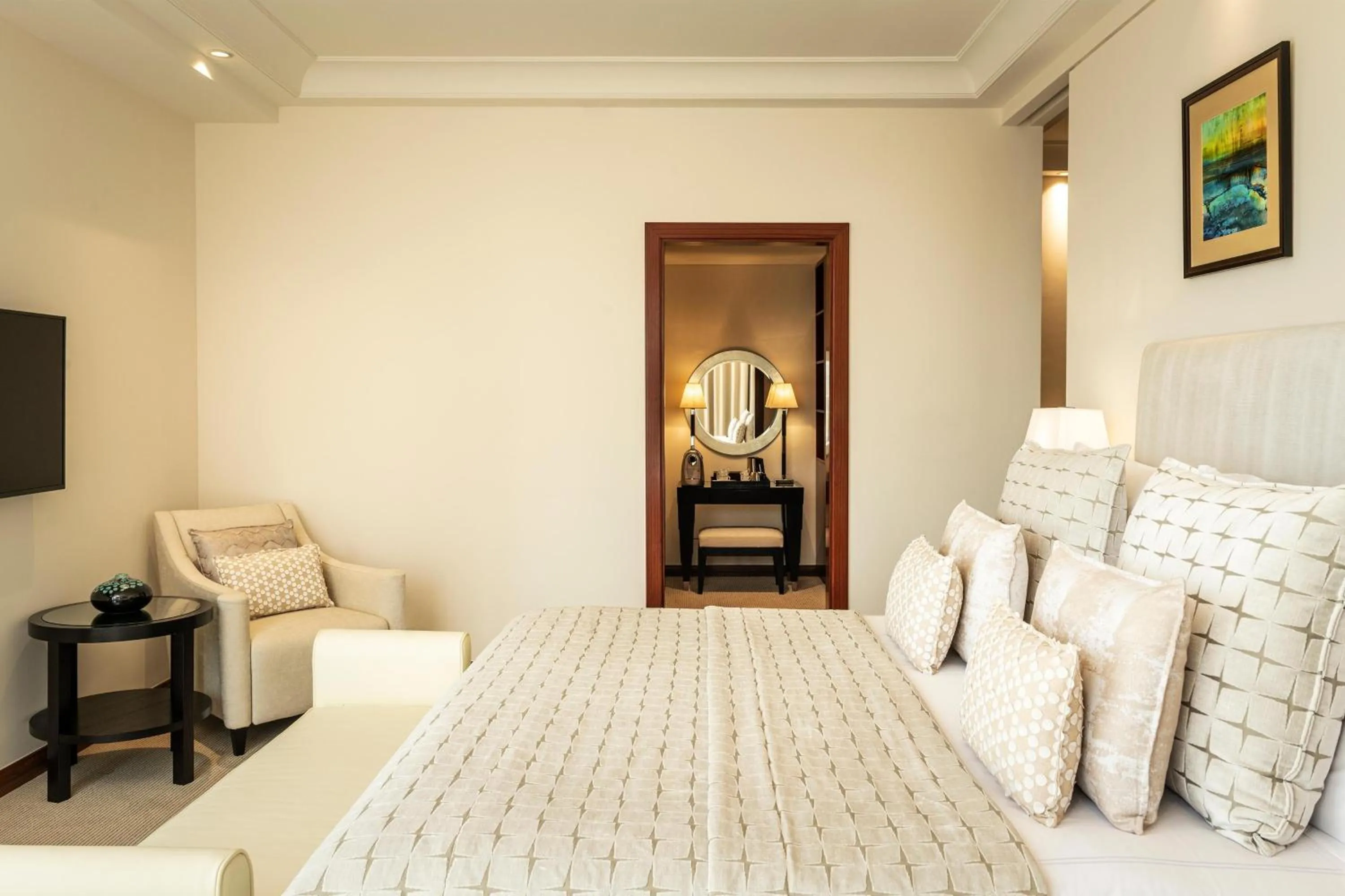Bedroom, Bed in Grosvenor House, a Luxury Collection Hotel, Dubai