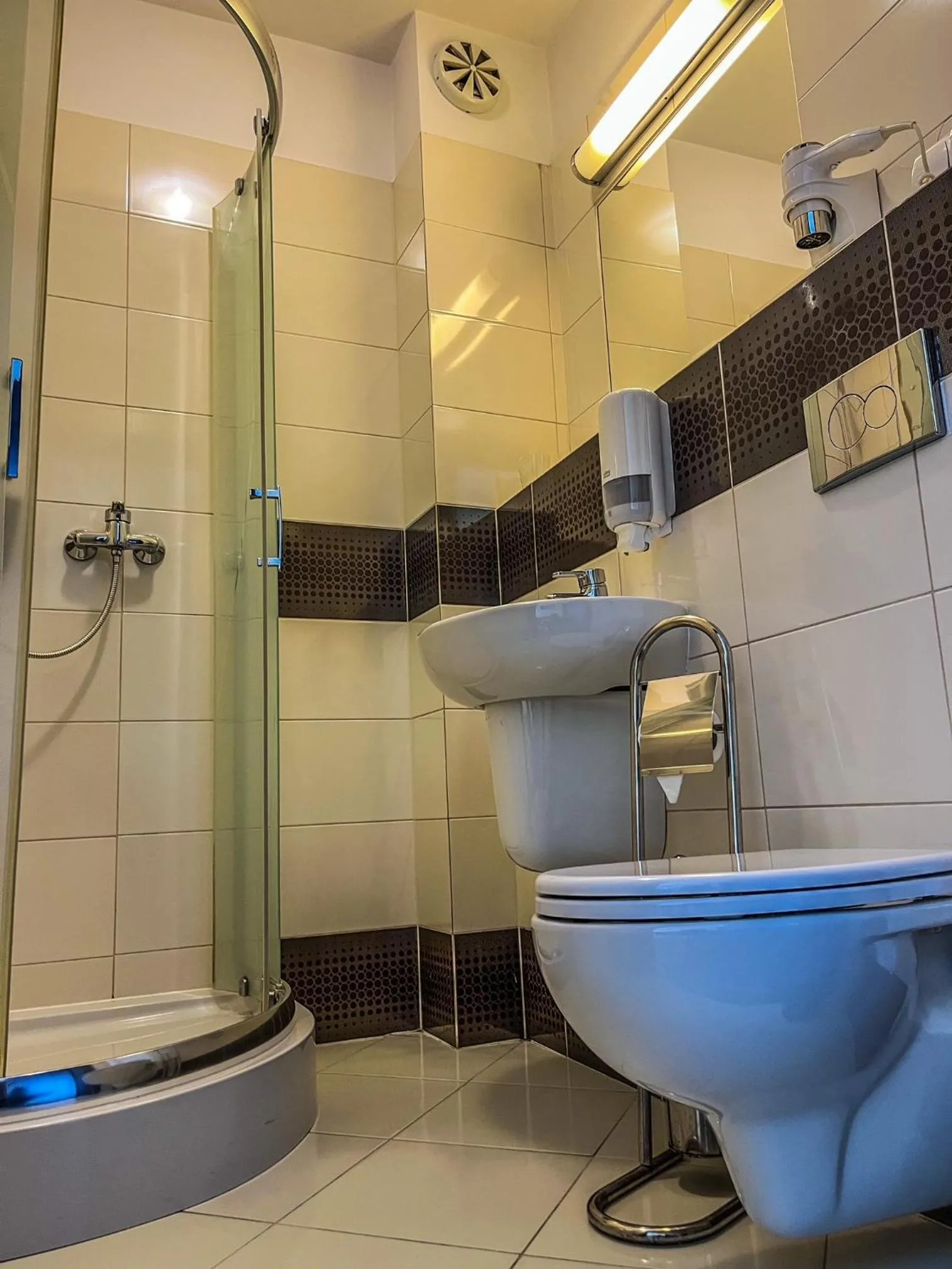 Shower in Hotel Adria