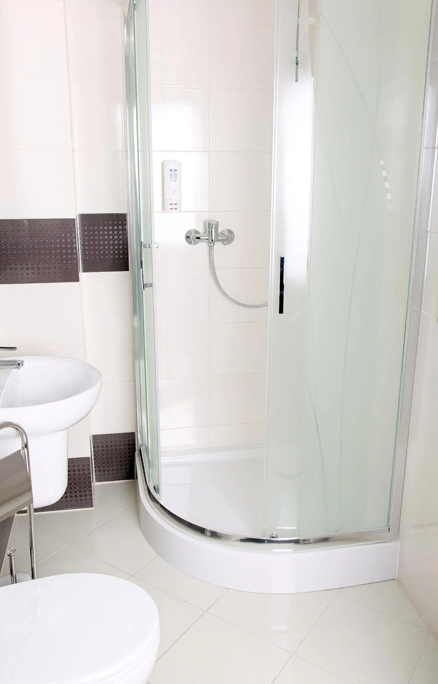 Bathroom in Hotel Adria