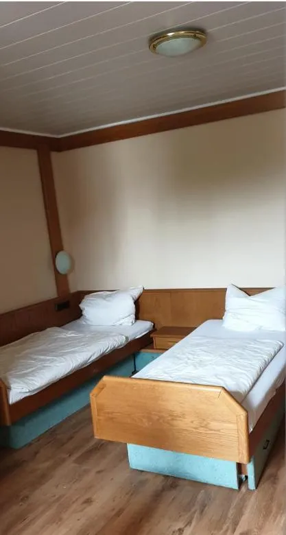 Bed in Gästehaus Samuel Wadgassen