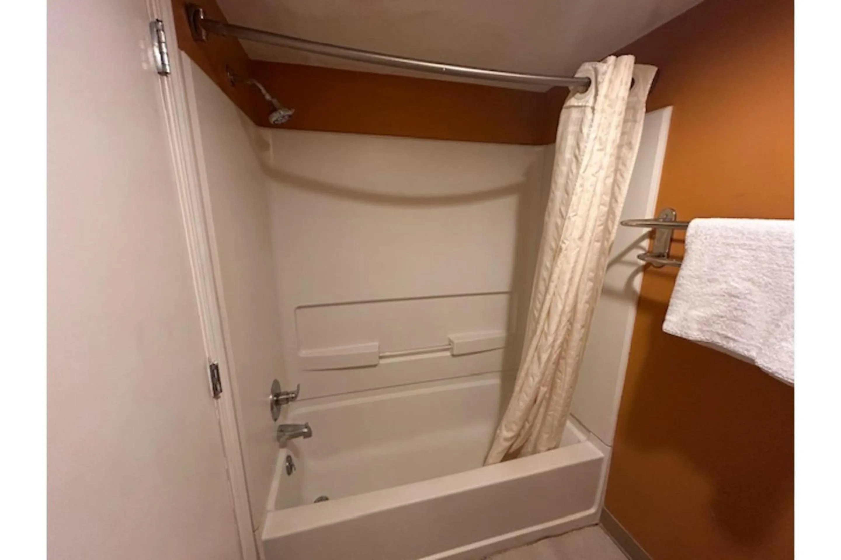 Bathroom in Sky Palace Inn By OYO Anthony KS