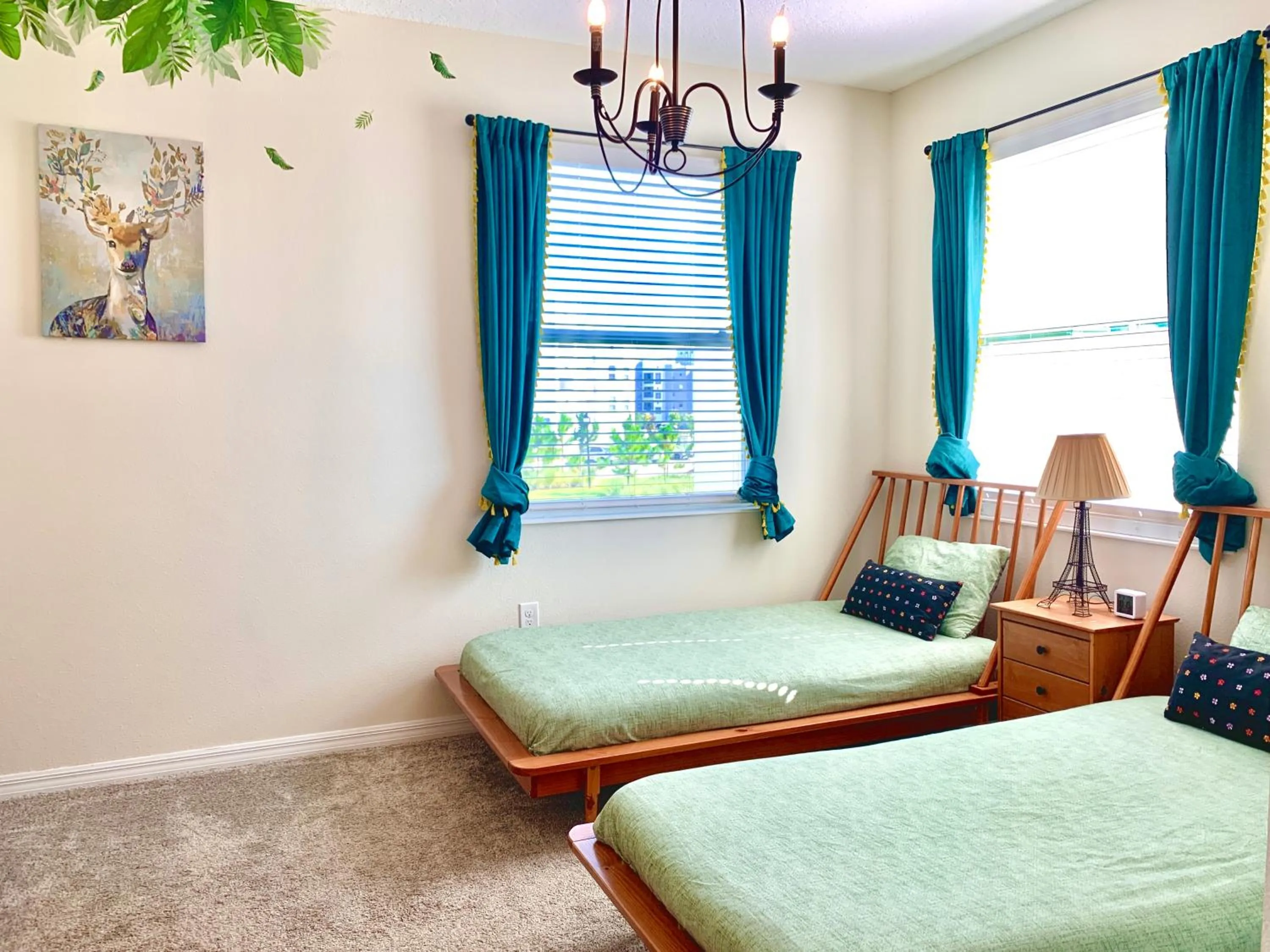 Bed in 3B2B-Beautiful Lake View-Baby Friendly-FREE WATER PARK!NO Resort Fee-5 Miles to Disney-Storey Lake 3141