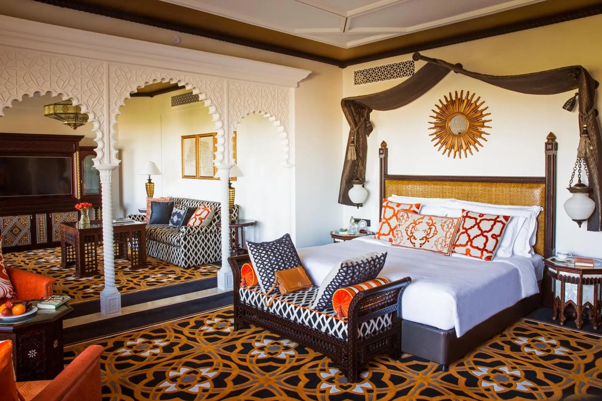 Bed in Jumeirah Al Qasr Dubai