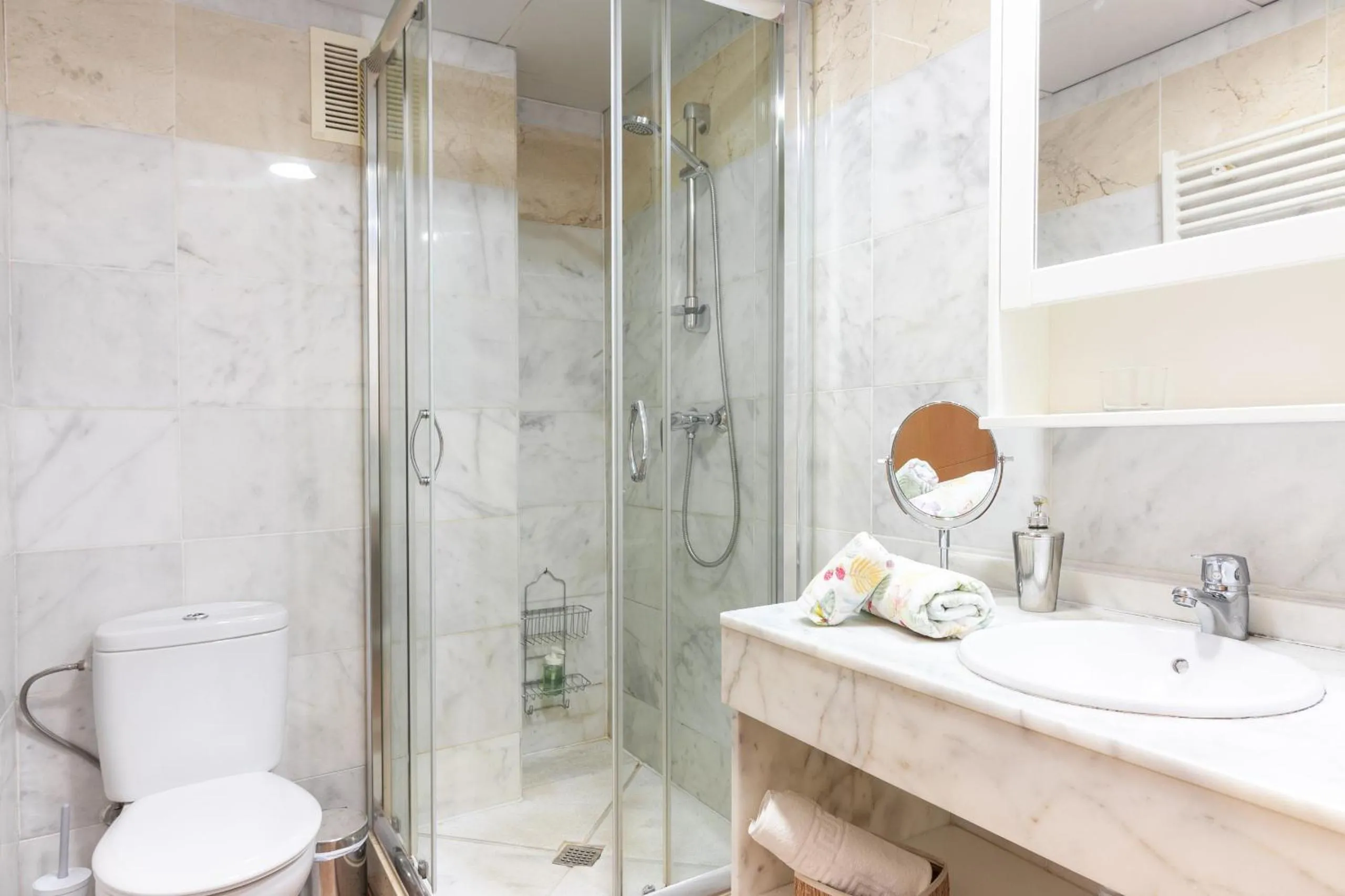 Sea & Wave Adela Boutique Apartment
