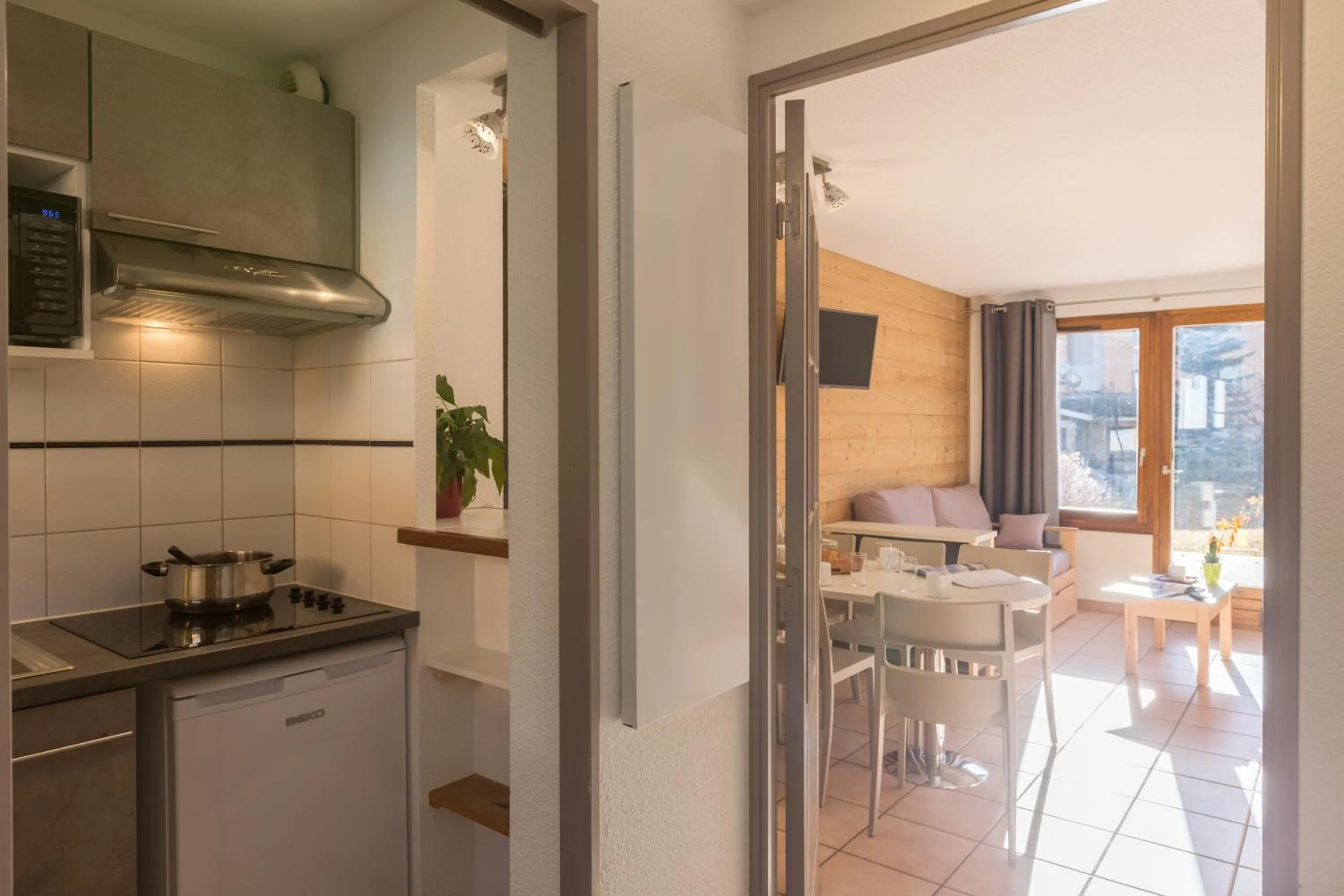 Kitchen or kitchenette in Chalets Jardin Alpin by Mountain Collection Immobilier