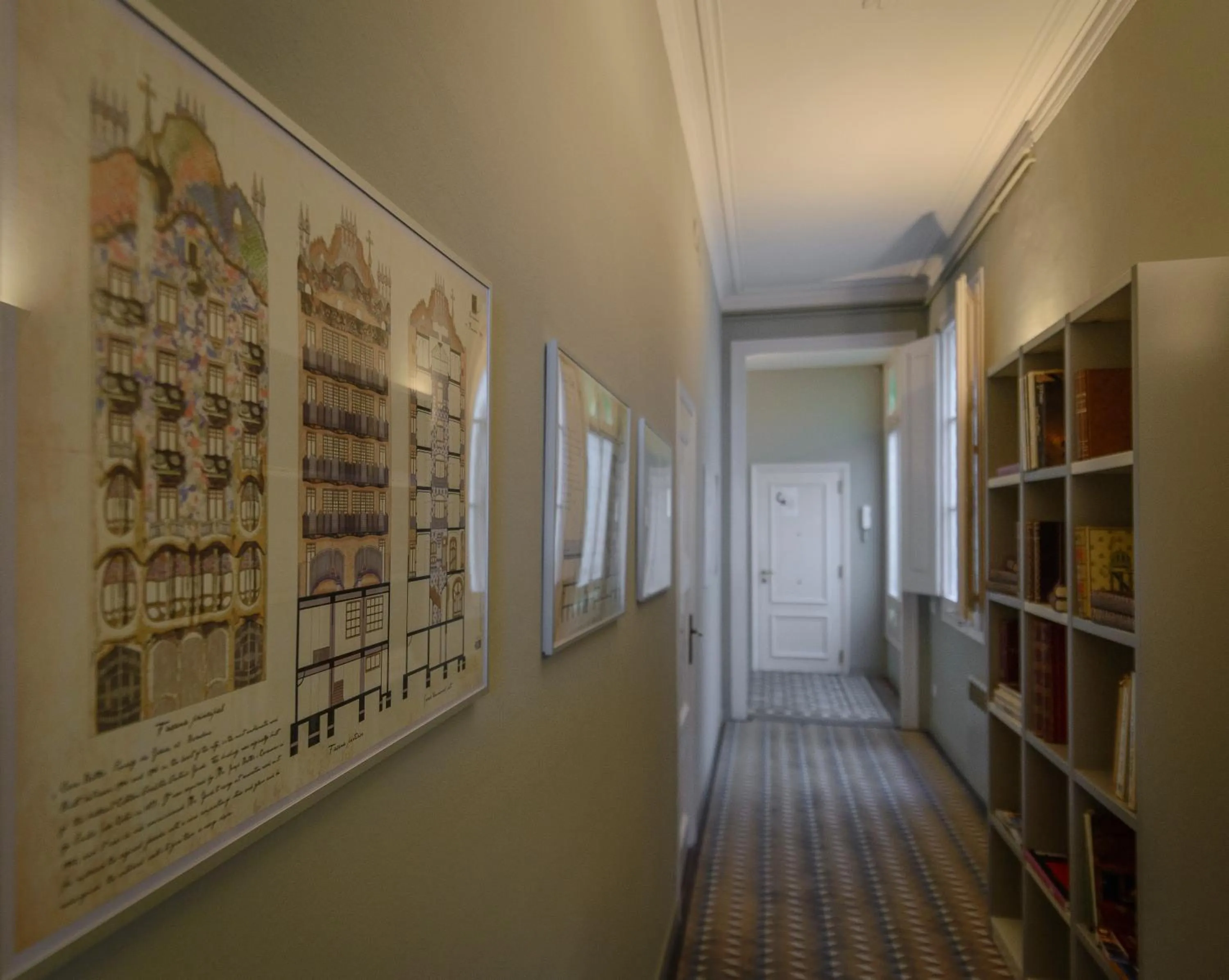 wardrobe in Bcn Paseo De Gracia Rocamora Apartment