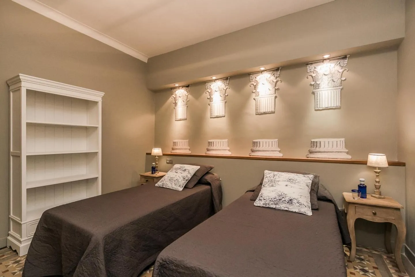 Photo of the whole room, Bed in Bcn Paseo De Gracia Rocamora Apartment