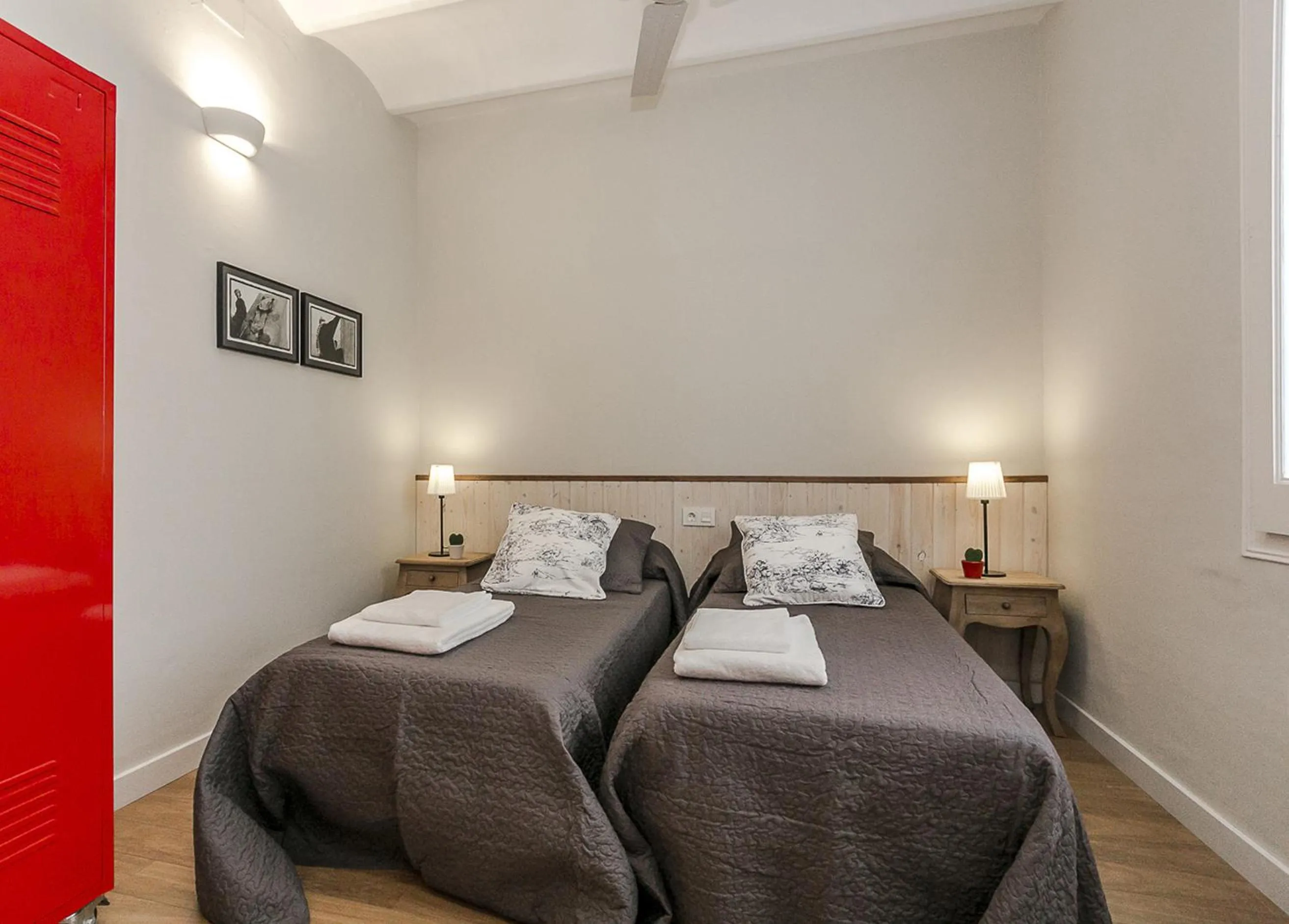 Bed in Bcn Paseo De Gracia Rocamora Apartment