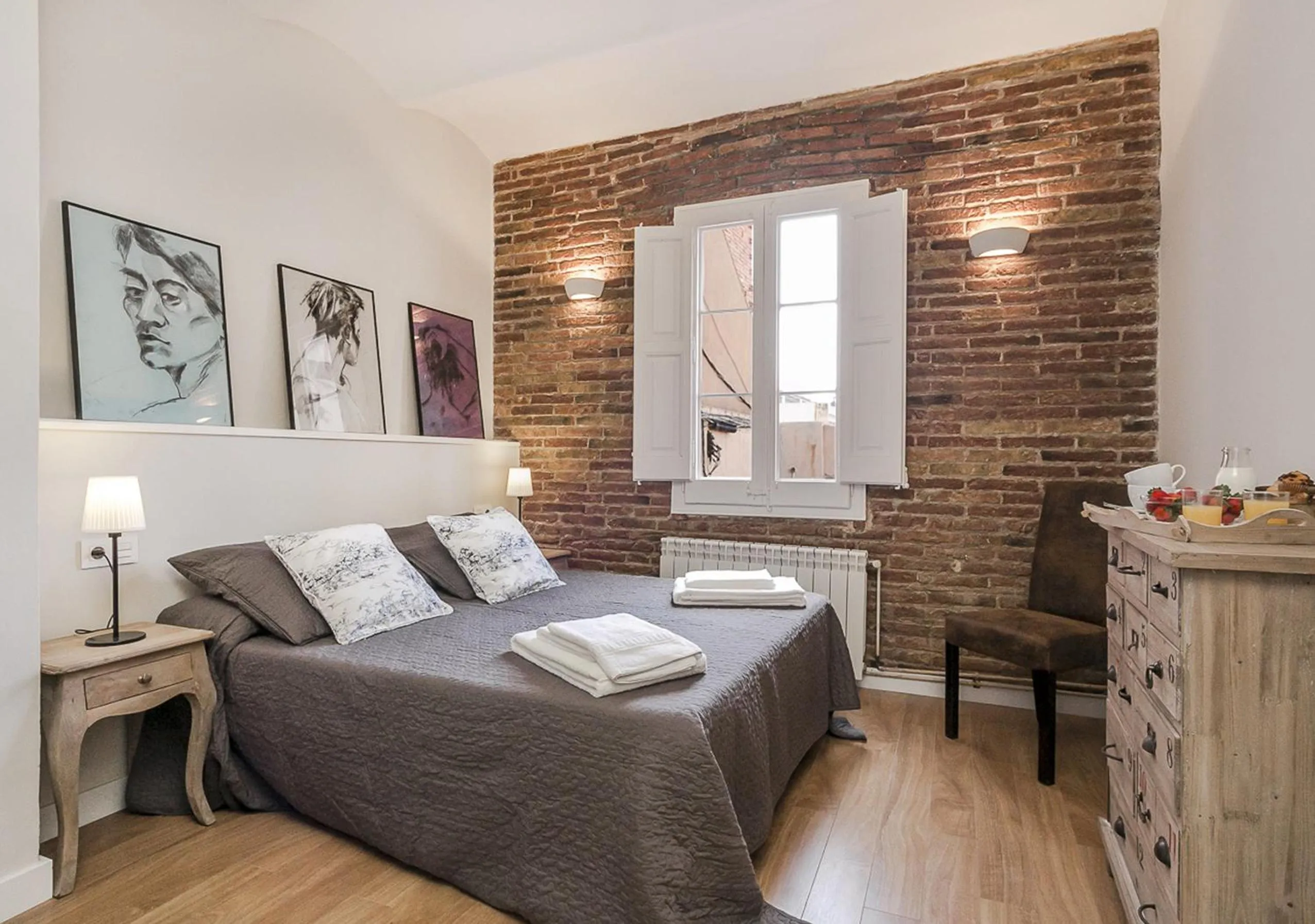 Bedroom, Bed in Bcn Paseo De Gracia Rocamora Apartment