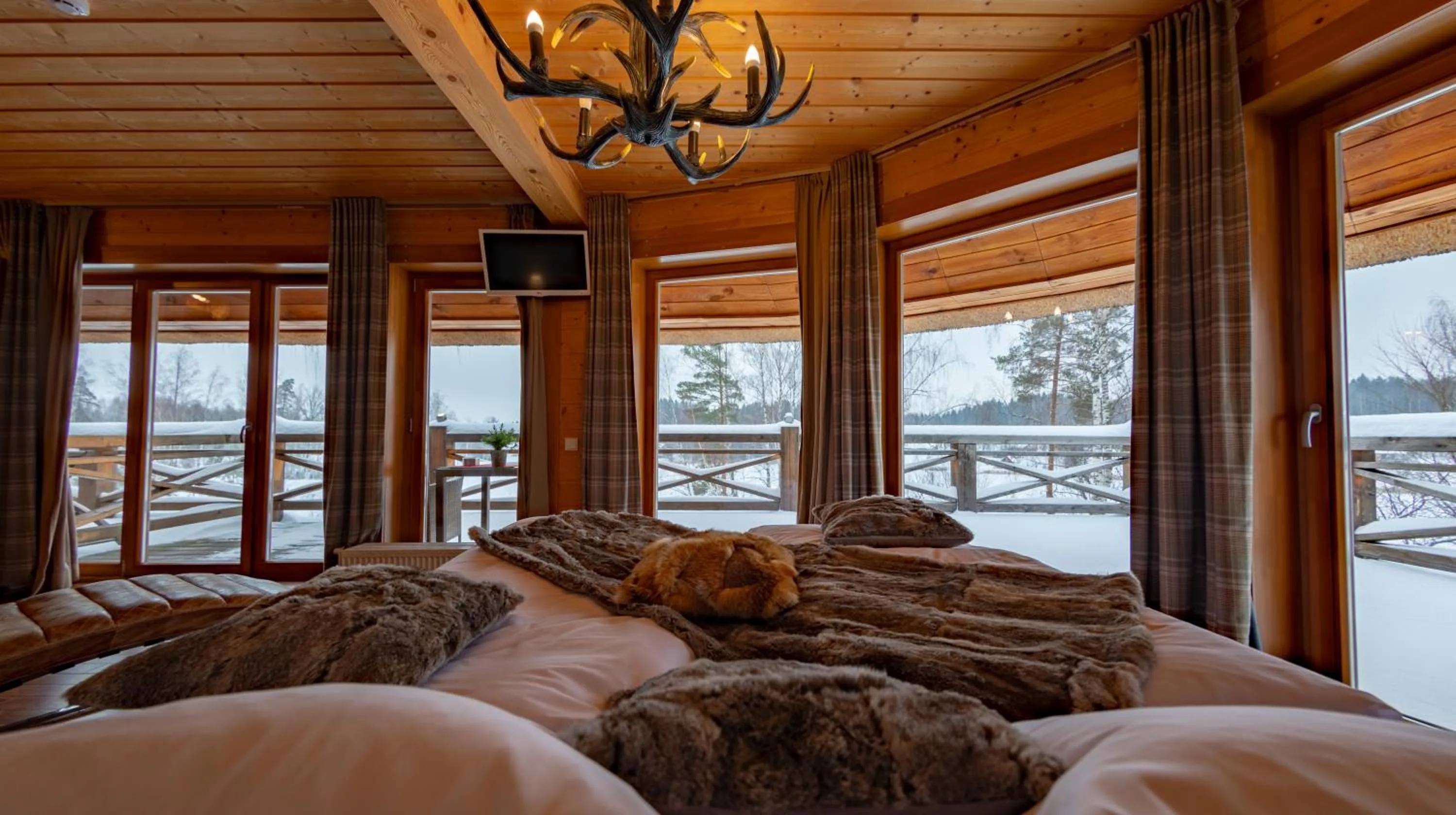 Bed in Jonathan Spa Estate