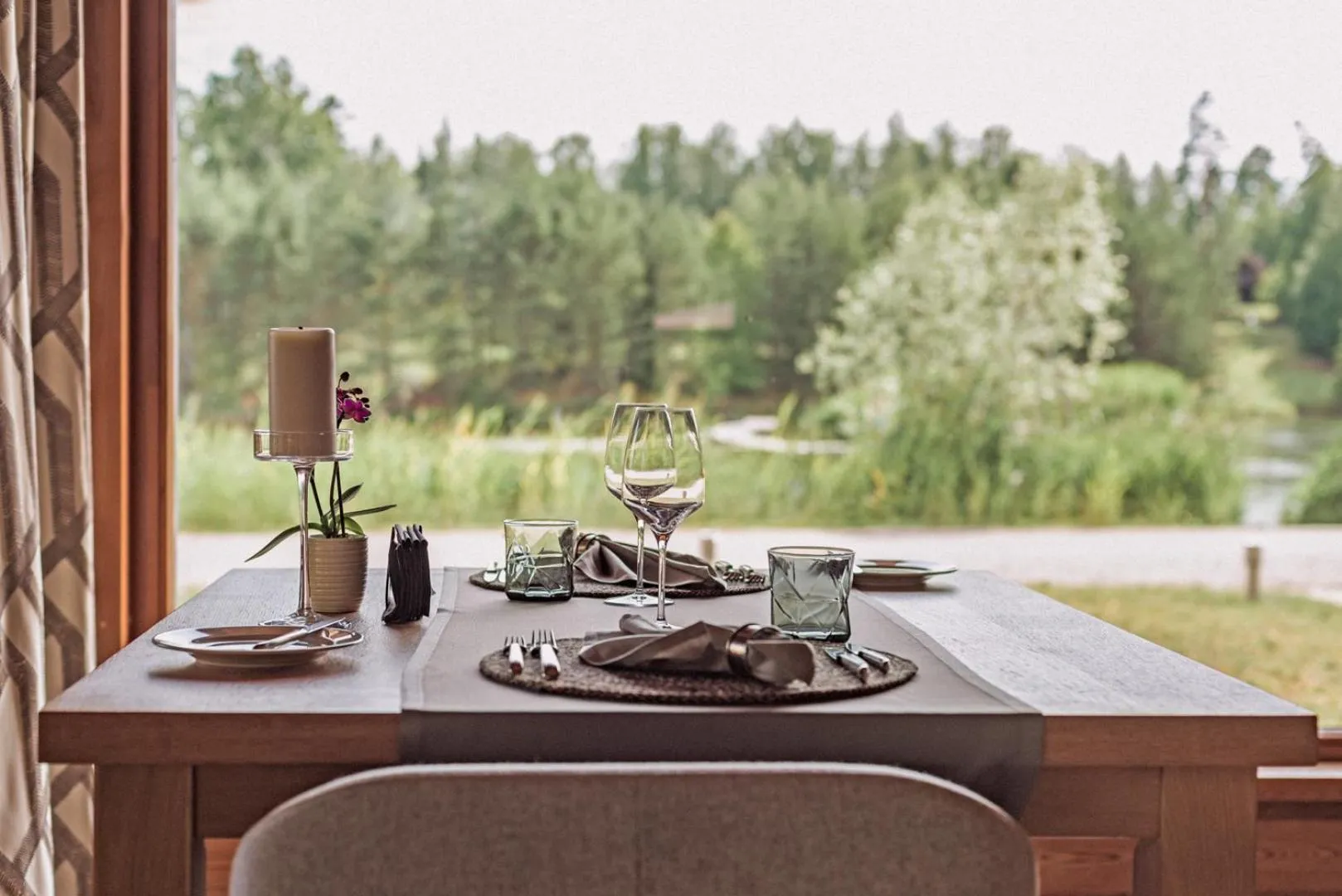 Restaurant/places to eat in Jonathan Spa Estate