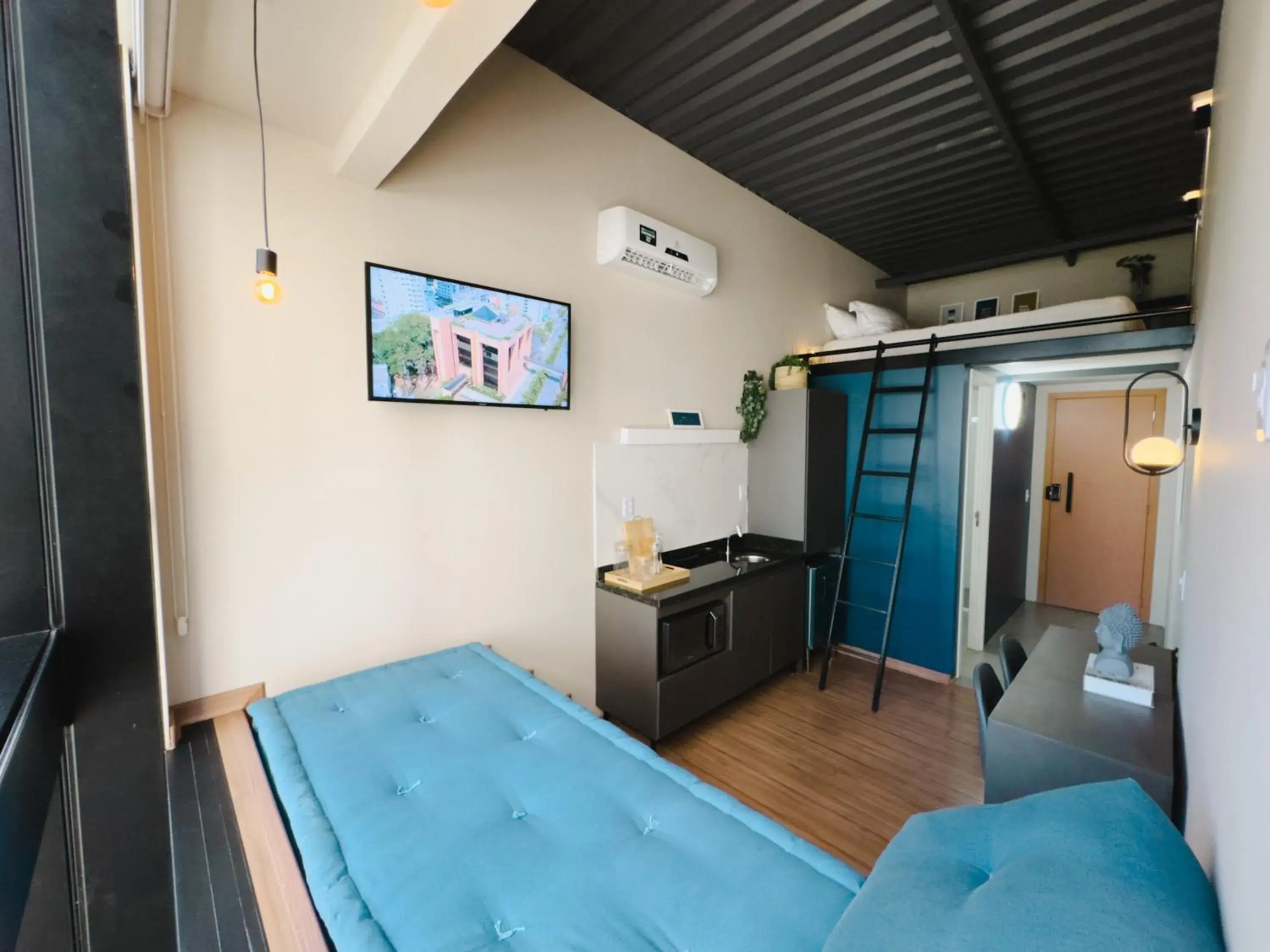 Deluxe Queen Studio - Loft Bed in Apê Paulista Augusta Deluxe Queen Studio - Loft Bed in Apê Paulista Augusta