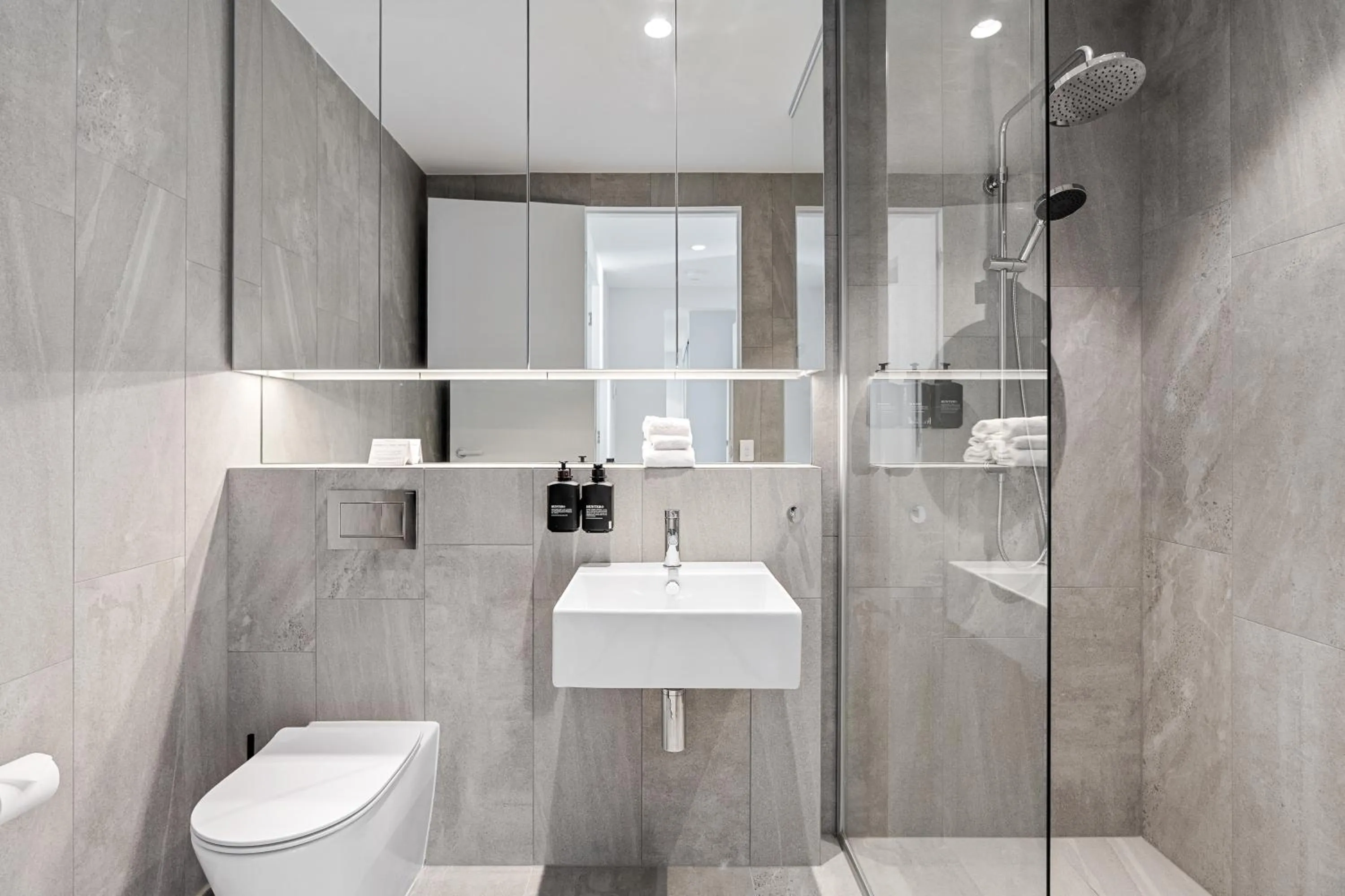 Encore Broadbeach - Official