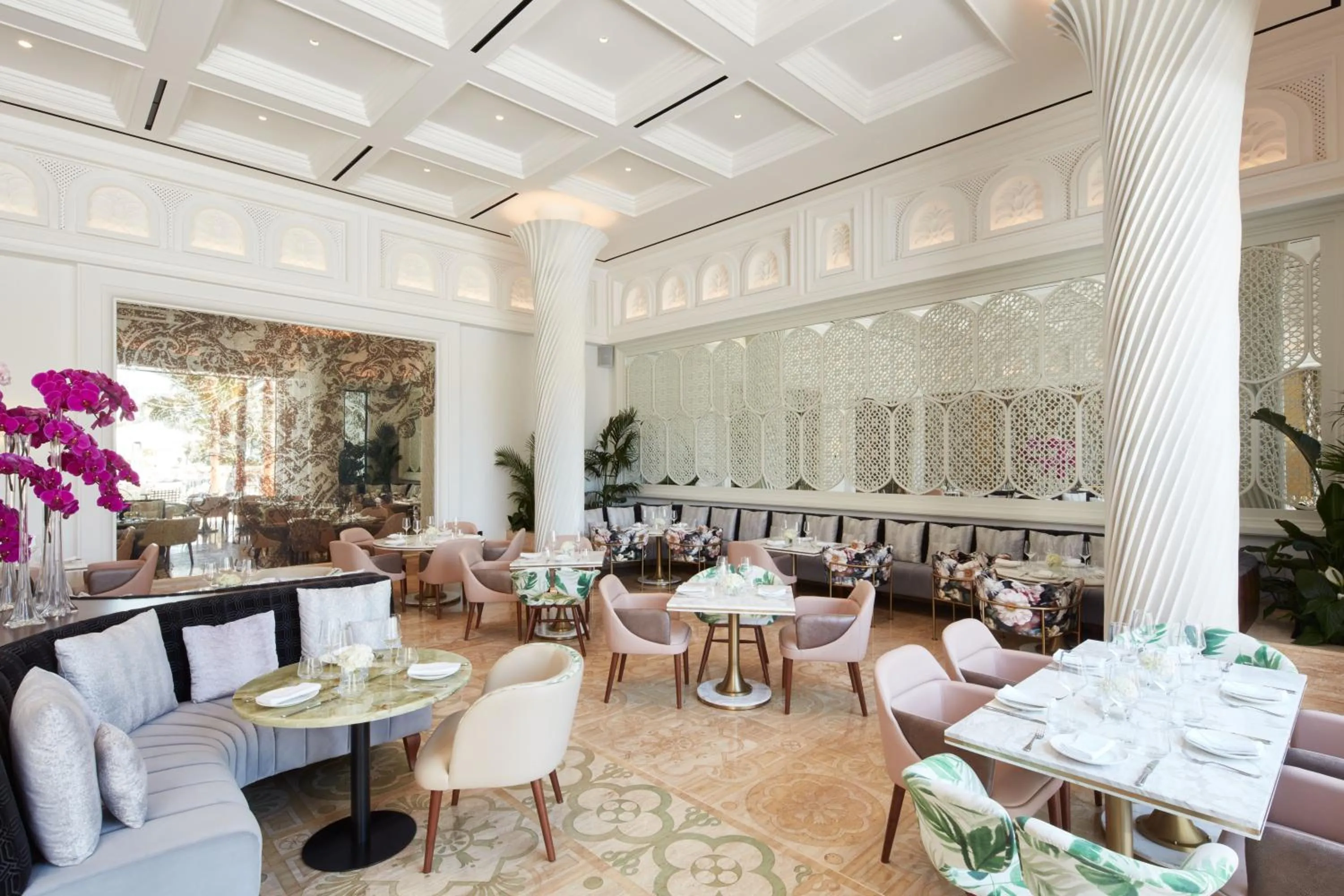 Restaurant/places to eat in Jumeirah Dar Al Masyaf Dubai