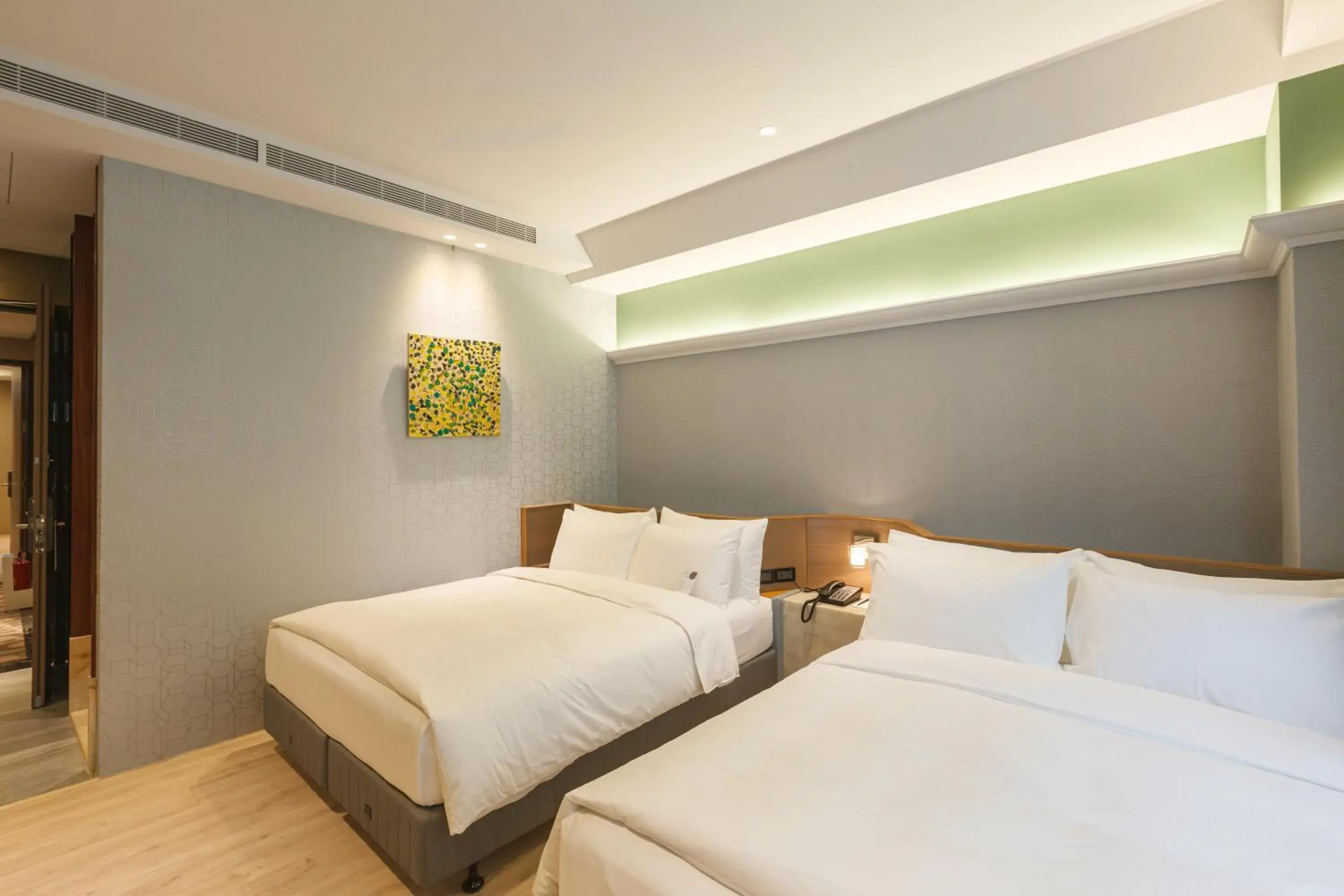 Classic Quadruple Room in 墾丁耳東華苑ErDong Manor Classic Quadruple Room in 墾丁耳東華苑ErDong Manor