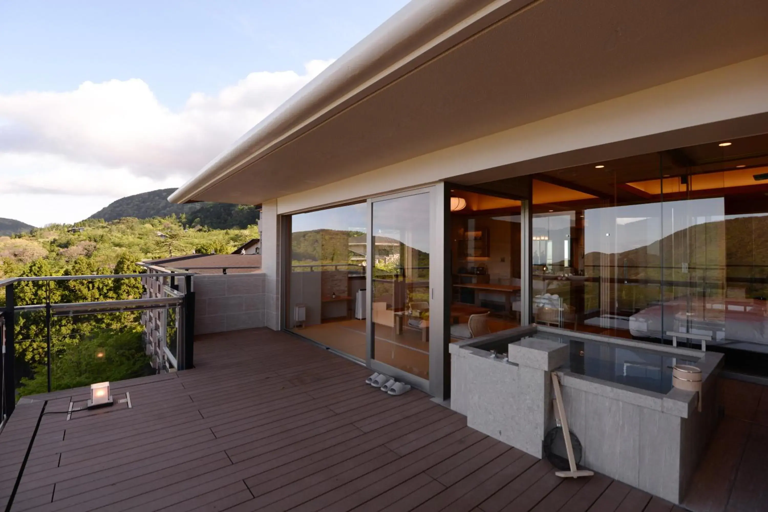 Superior Corner Suite with Tatami Area with Open-Air Bath - (SHO) - Top Floor in Gen Hakone Gora Superior Corner Suite with Tatami Area with Open-Air Bath - (SHO) - Top Floor in Gen Hakone Gora