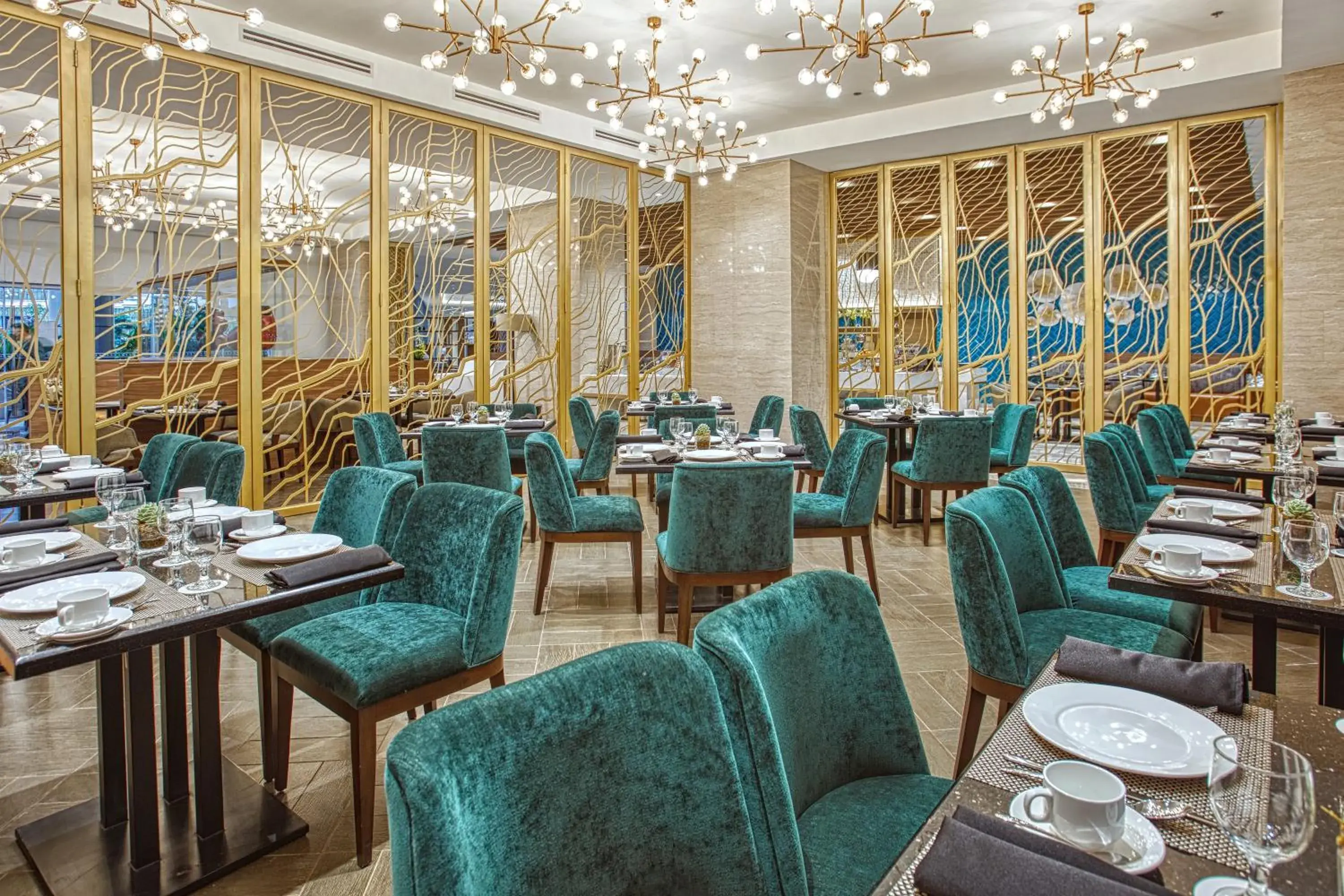 Restaurant/places to eat in Kingsford Hotel Manila Bay Restaurant/places to eat in Kingsford Hotel Manila Bay