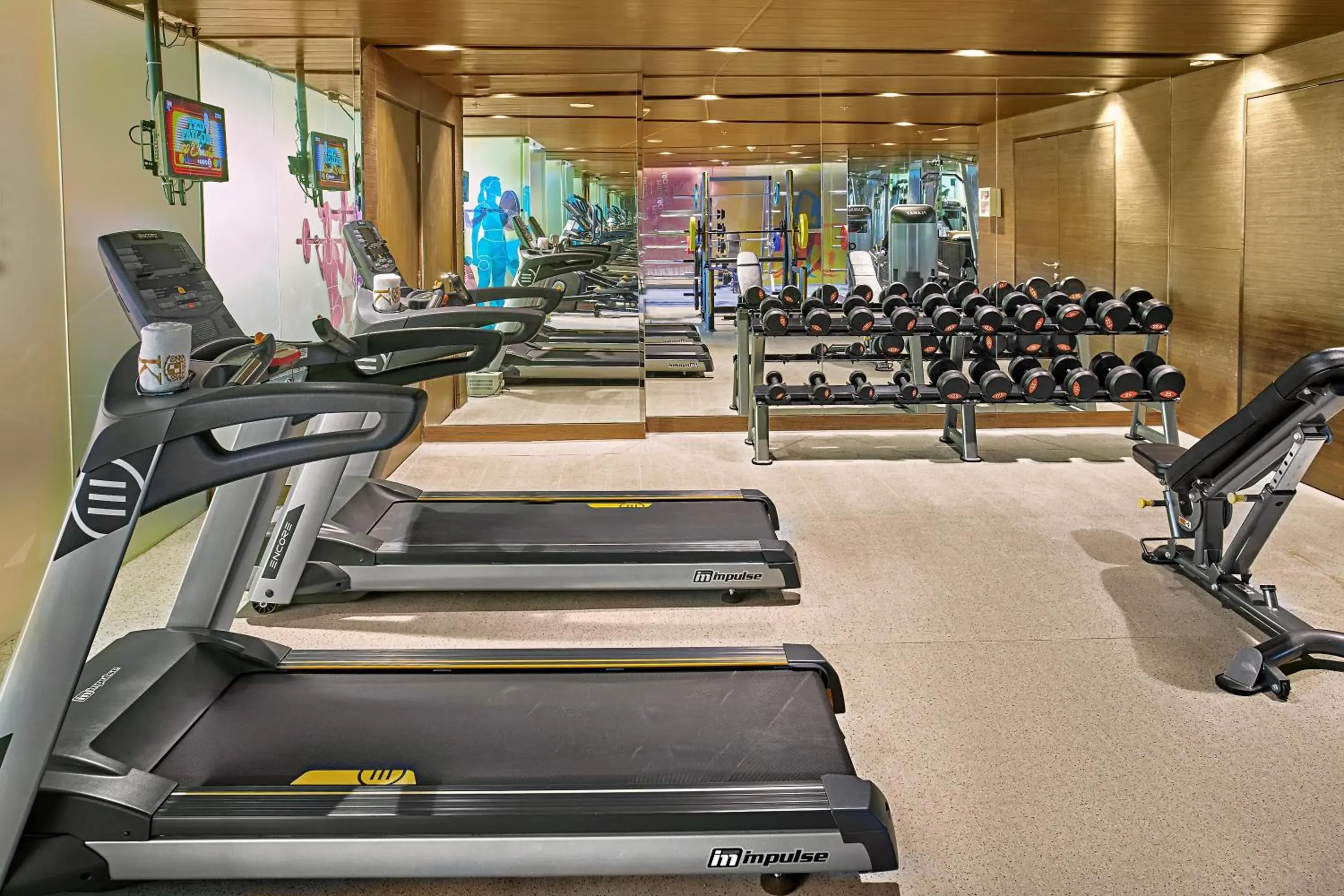Fitness centre/facilities in Kingsford Hotel Manila Bay Fitness centre/facilities in Kingsford Hotel Manila Bay