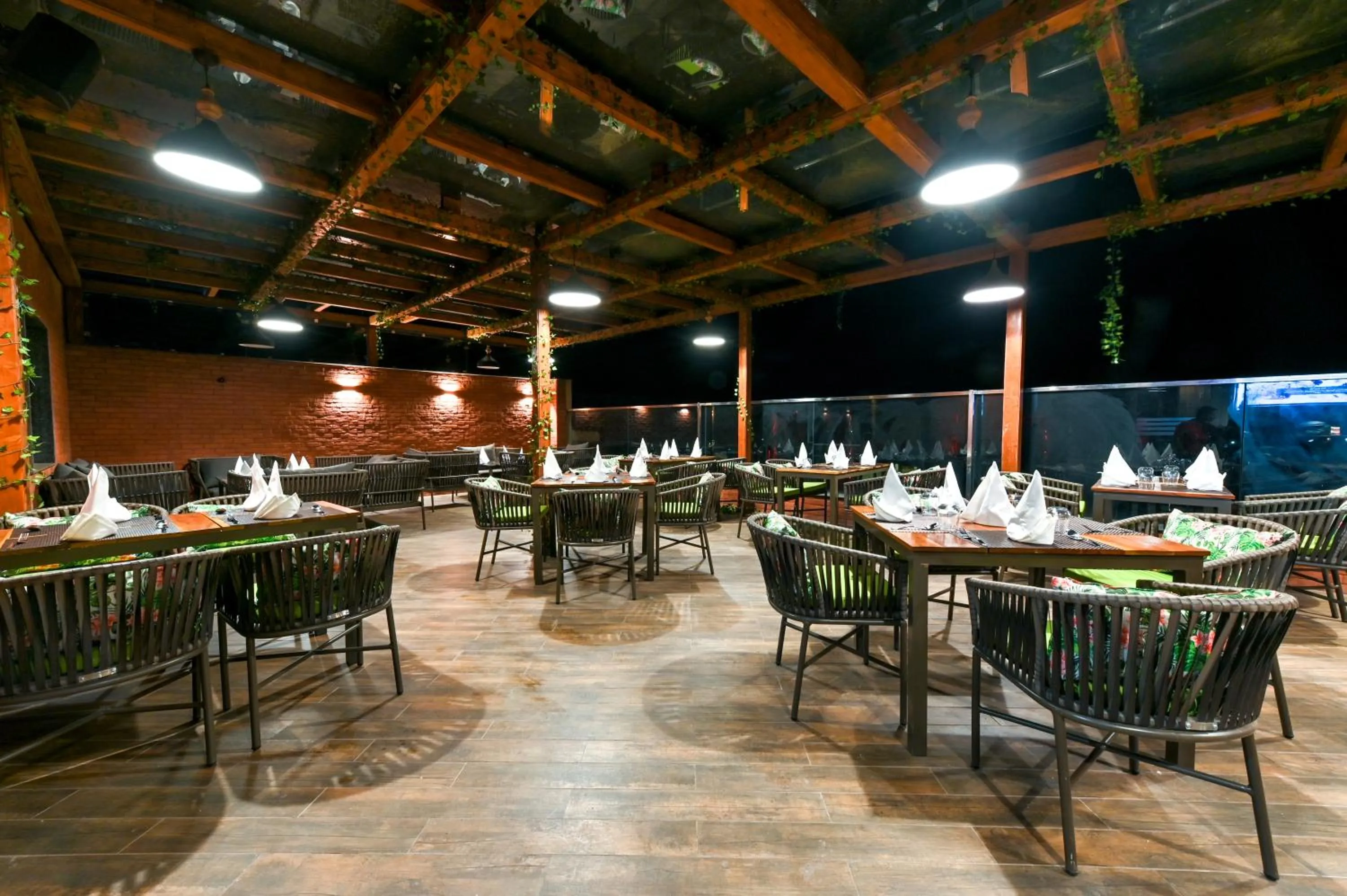 Restaurant/places to eat in Four A Resort Jammu