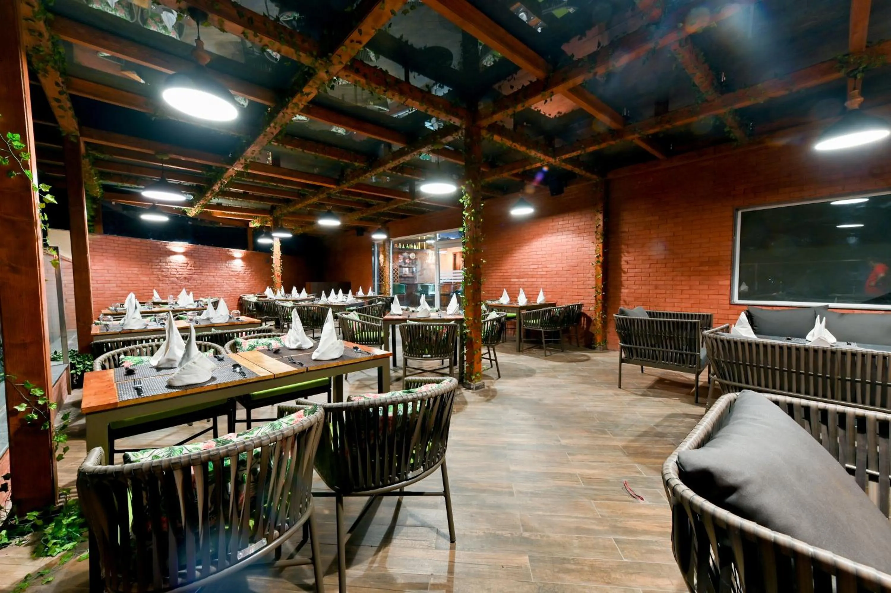 Restaurant/places to eat in Four A Resort Jammu