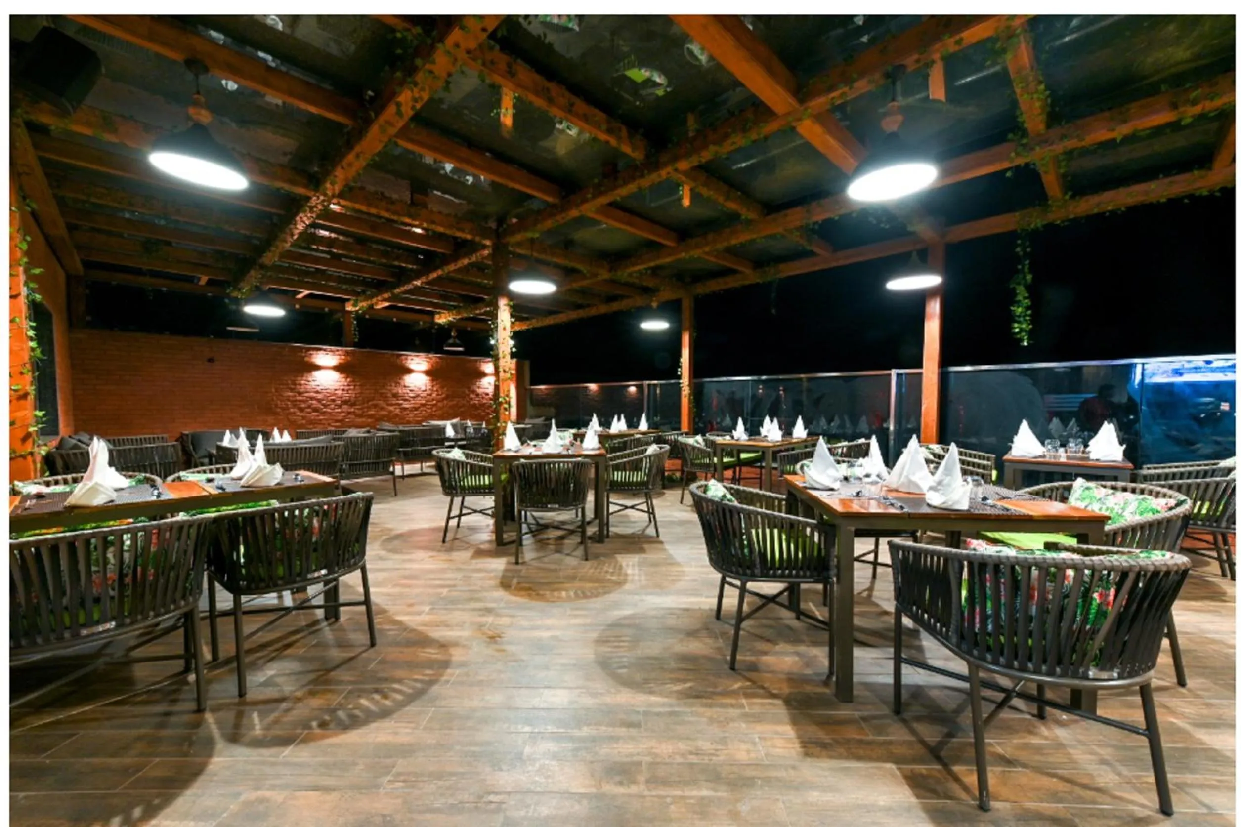 Restaurant/places to eat in Four A Resort Jammu