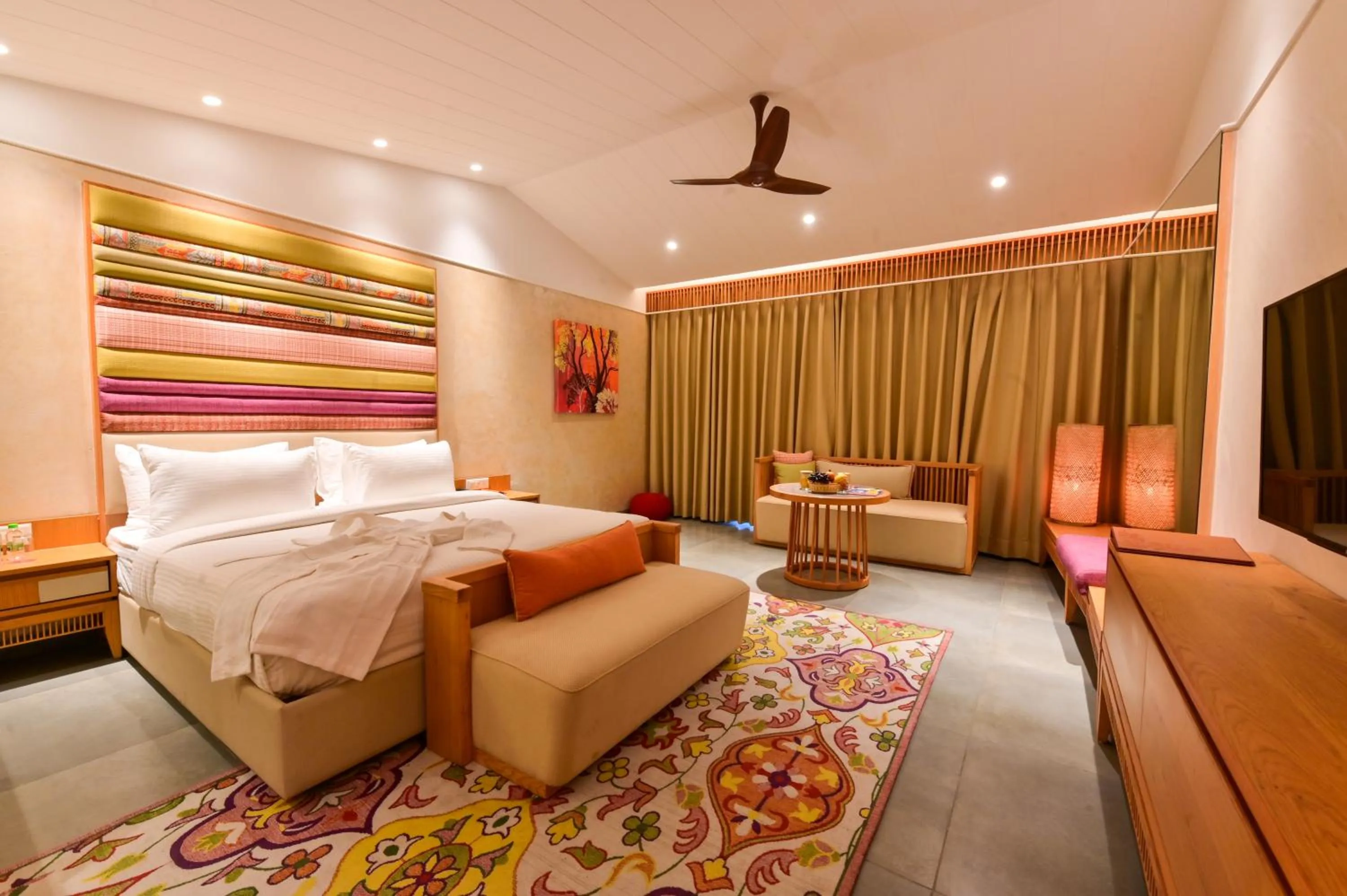 Living room, Bed in Four A Resort Jammu