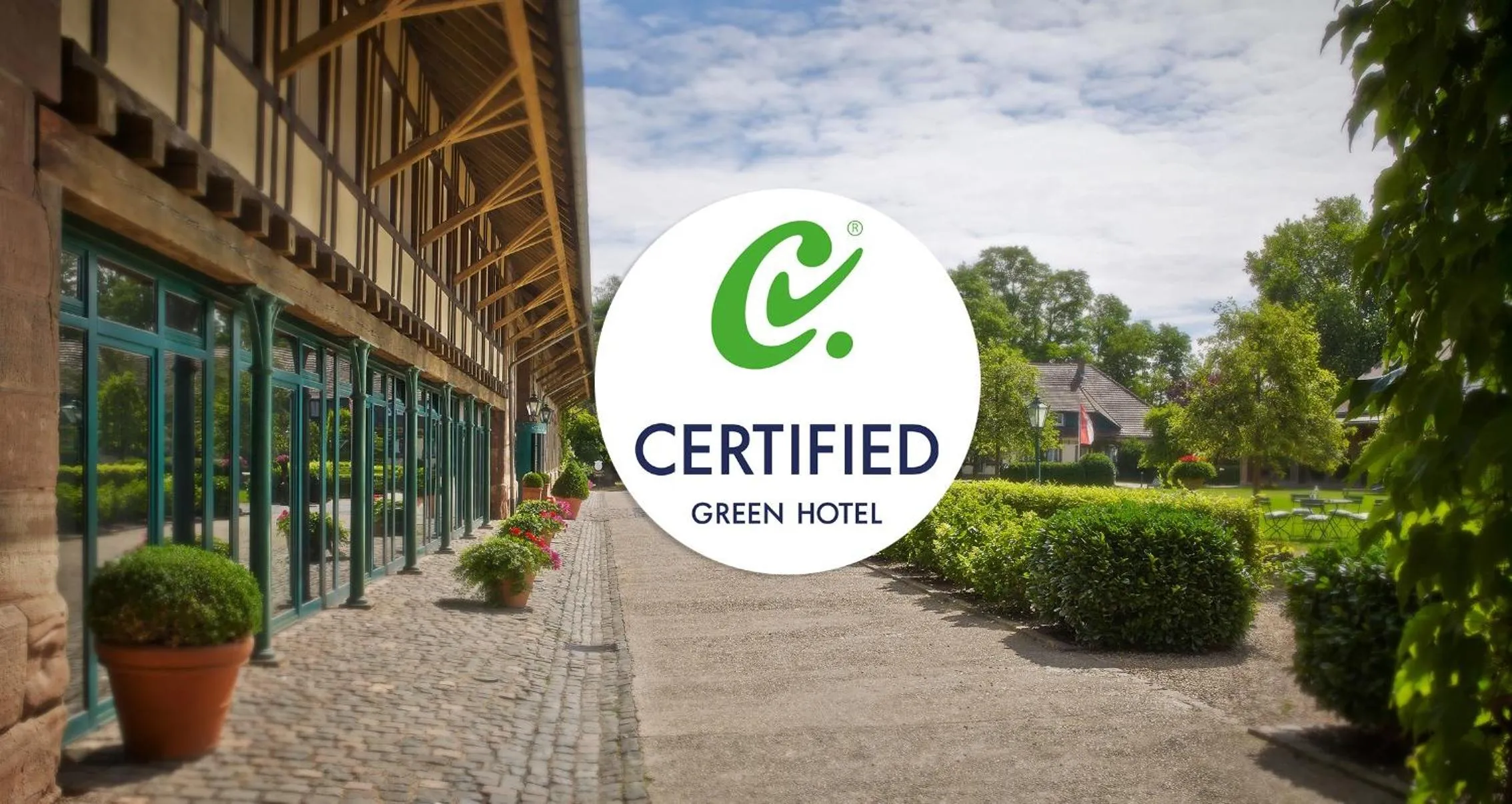 Property building in Der Linslerhof - Hotel, Restaurant, Events & Natur