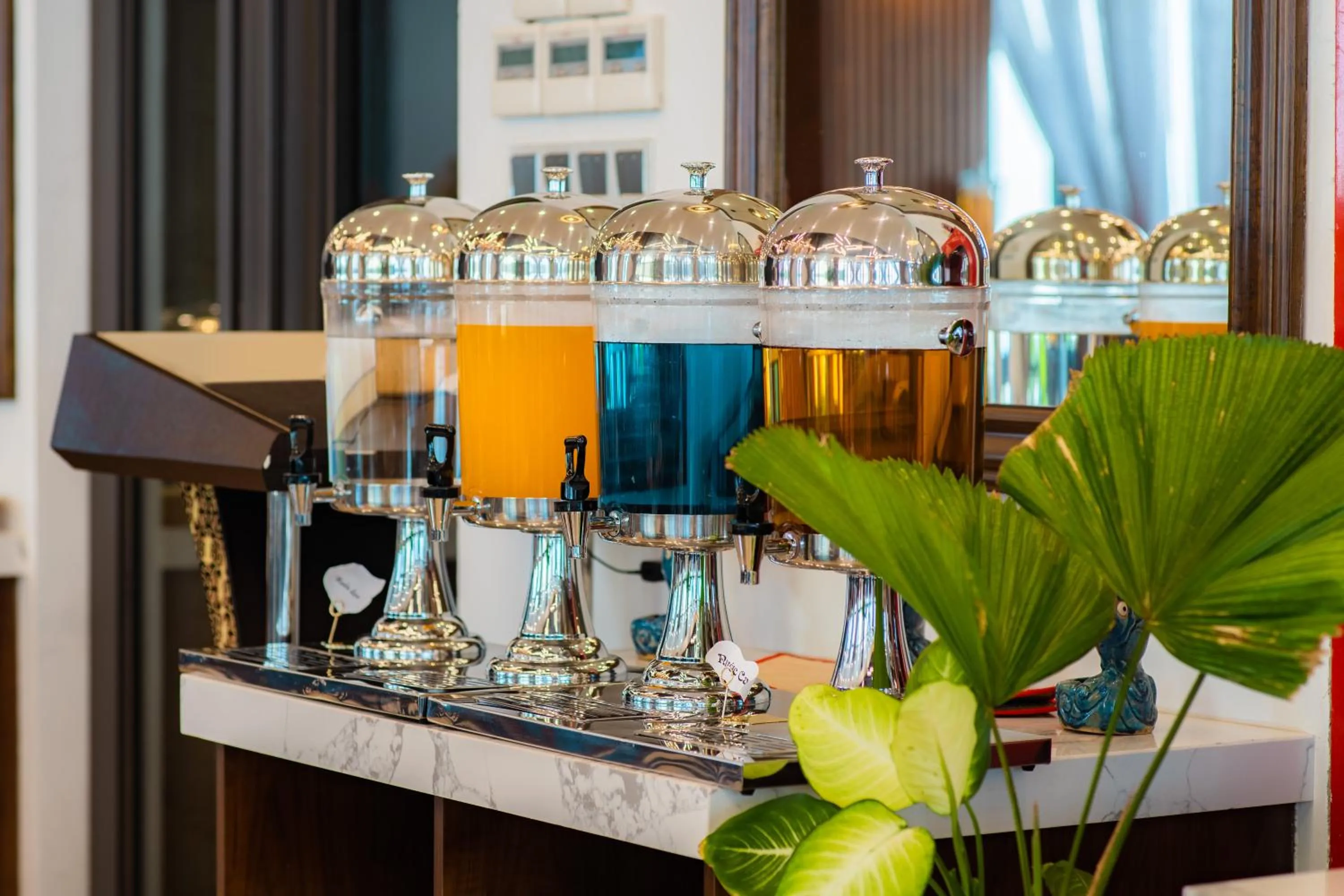 Restaurant/places to eat in Hạ Long New Century Hotel