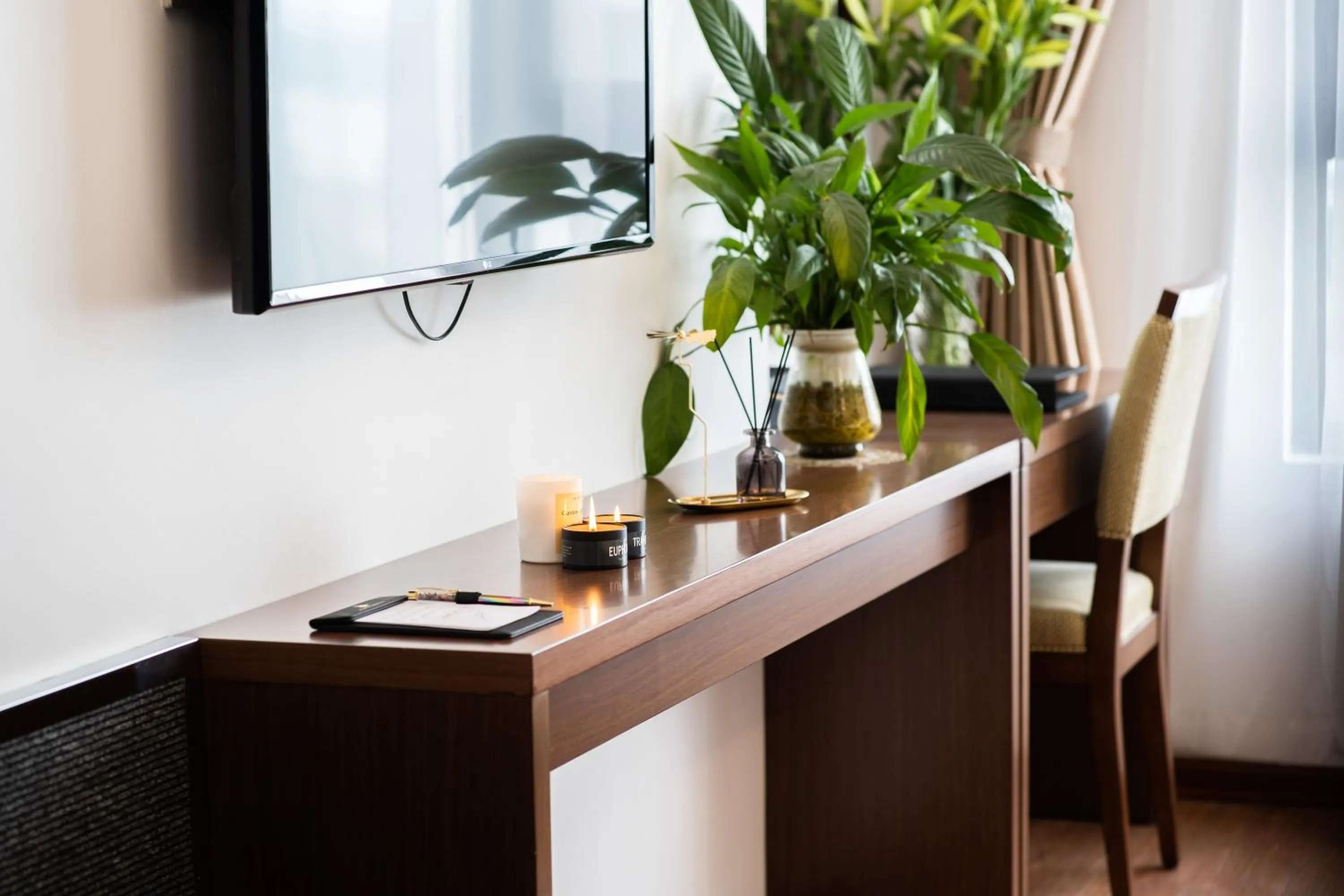 Bedroom in Hạ Long New Century Hotel