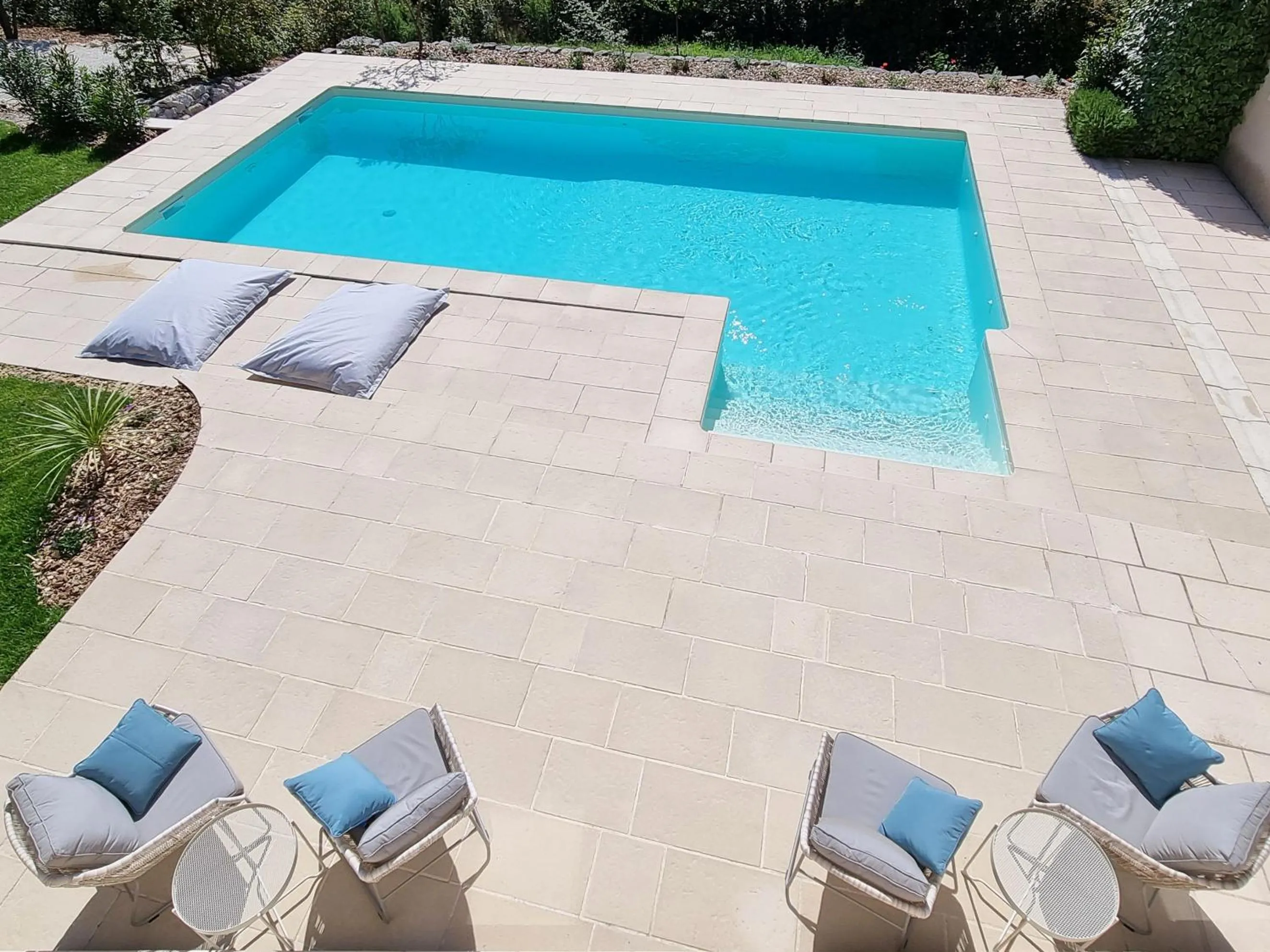 Pool view in Cosy en Provence - Piscine chauffée de mai à septembre