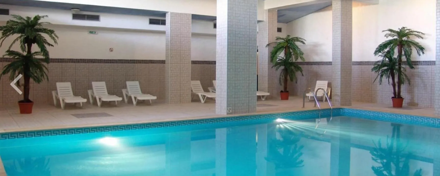 Swimming pool in BayView Albufeira