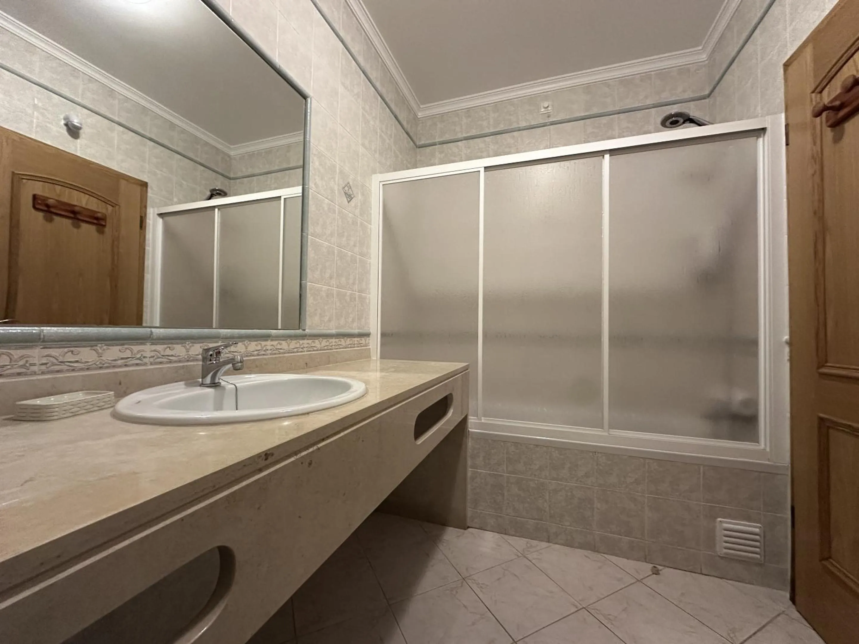 Bathroom in BayView Albufeira