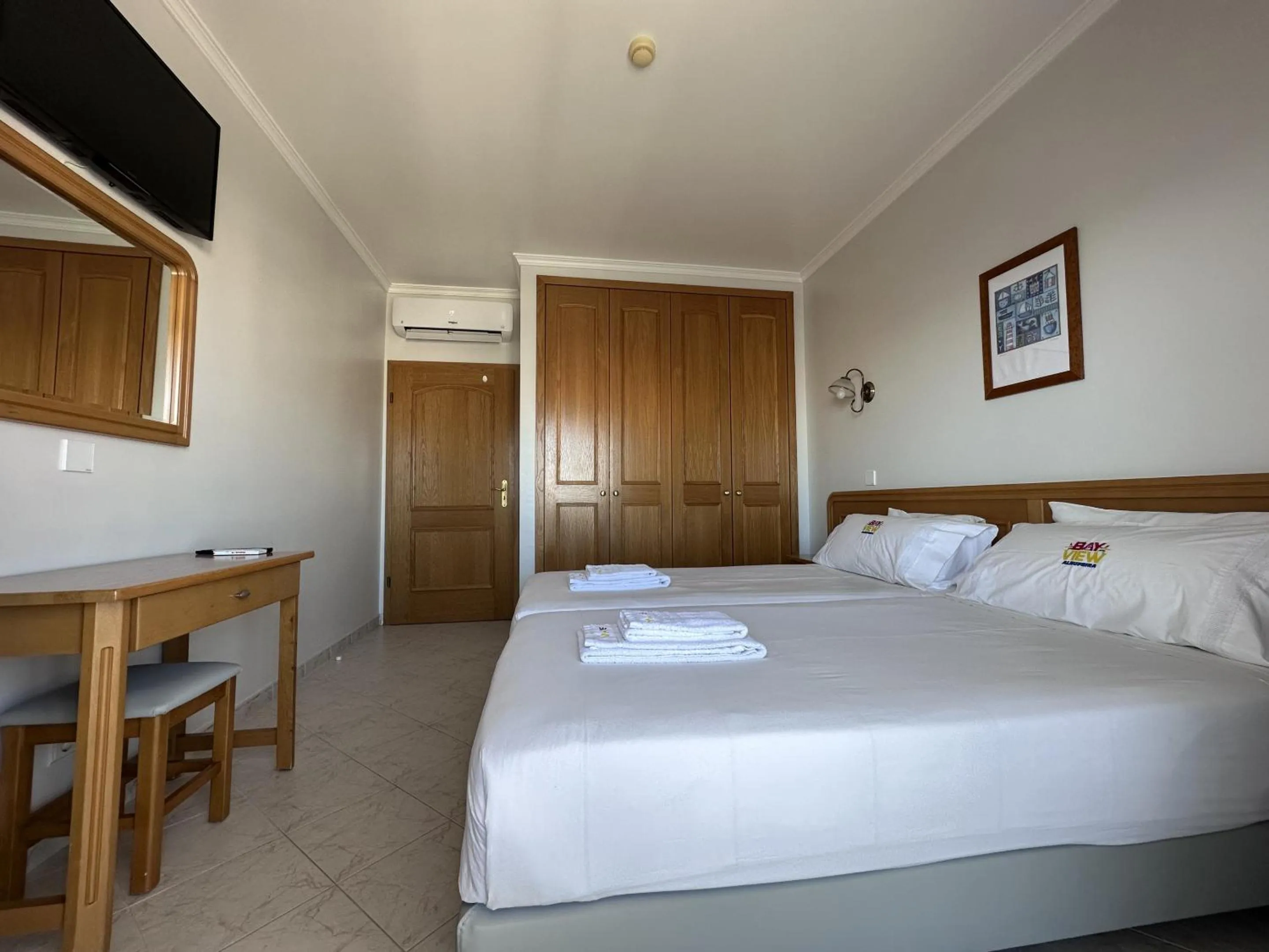 Bedroom, Bed in BayView Albufeira