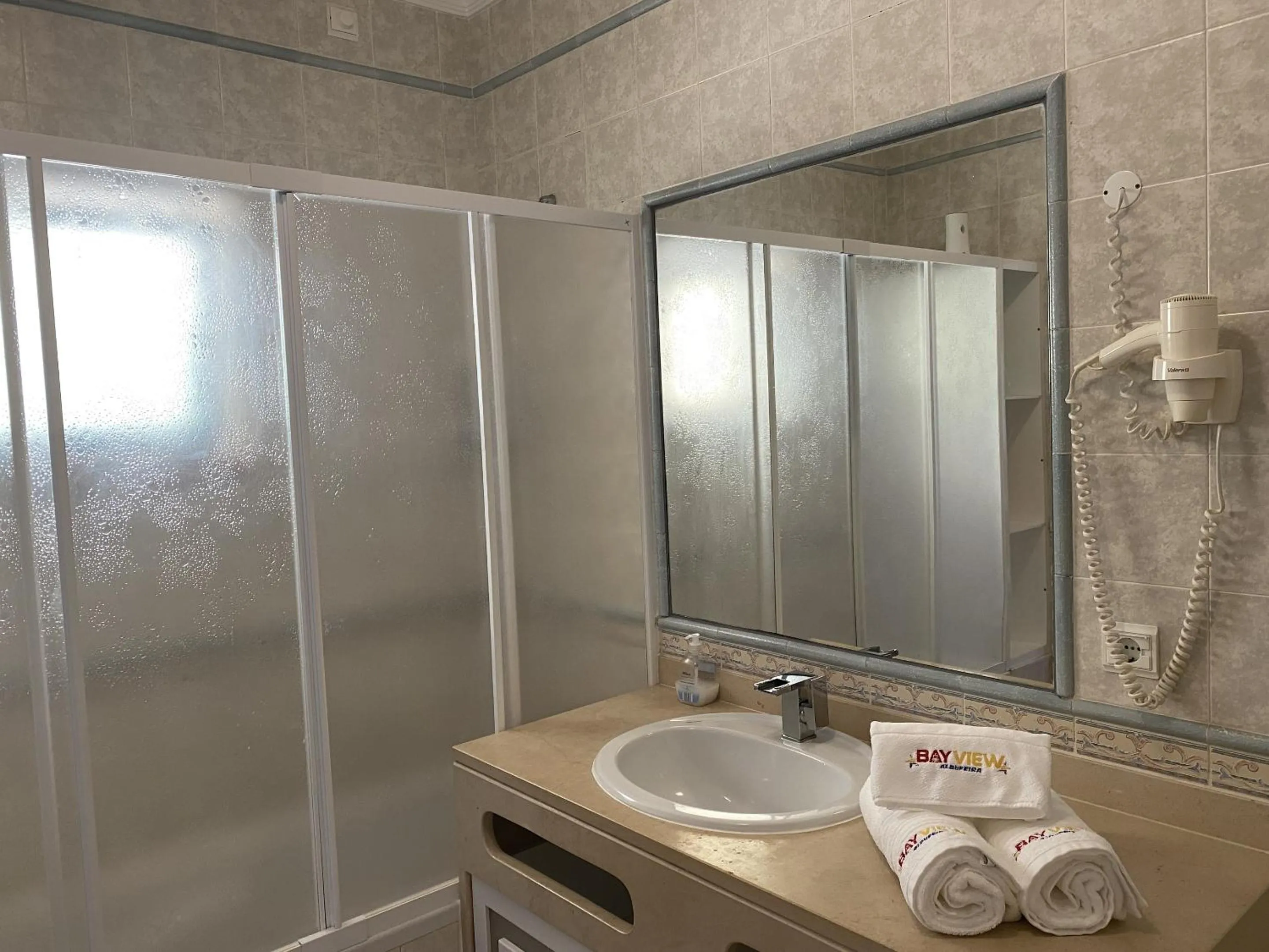 Bathroom in BayView Albufeira