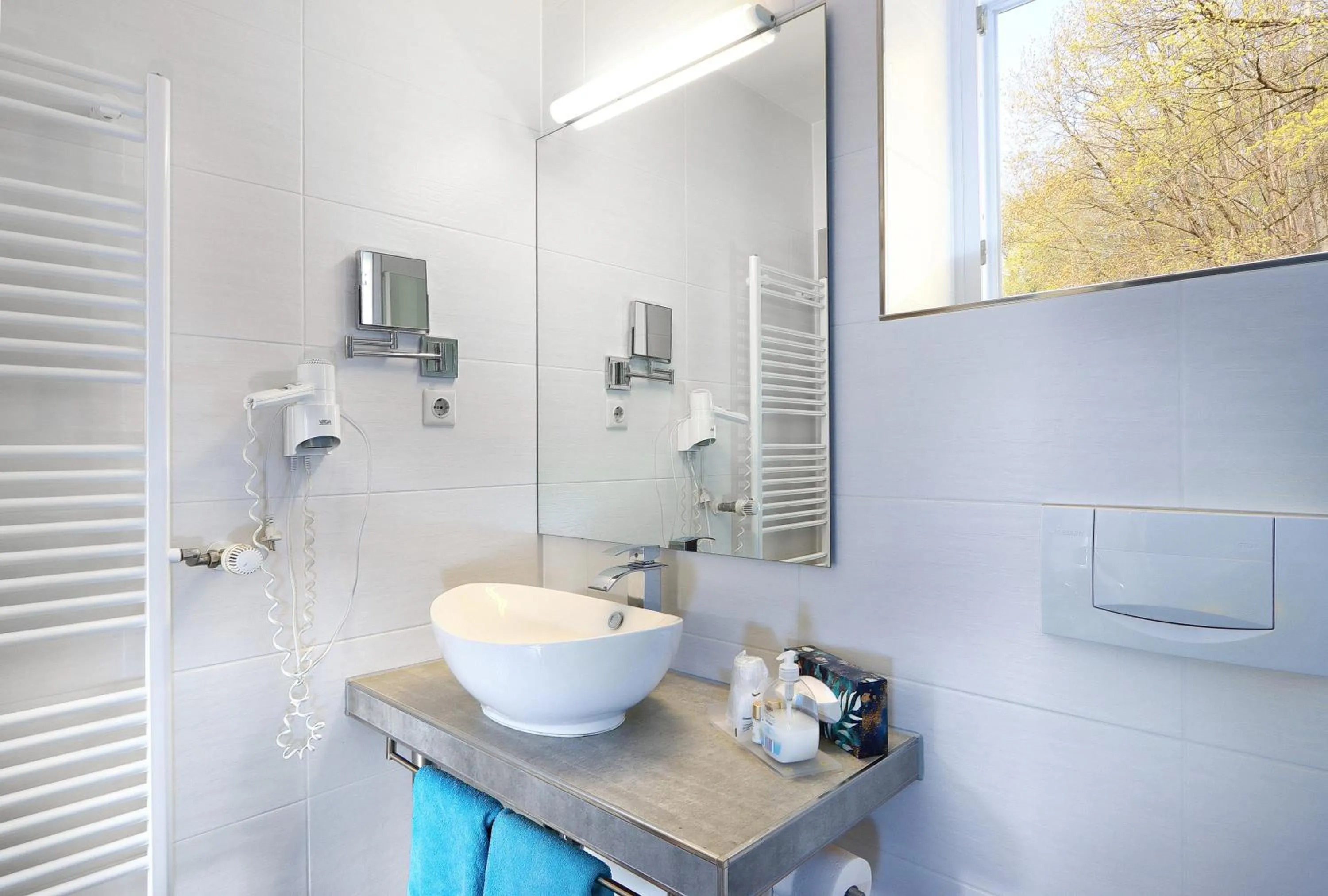 Bathroom in Parkhotel Flora