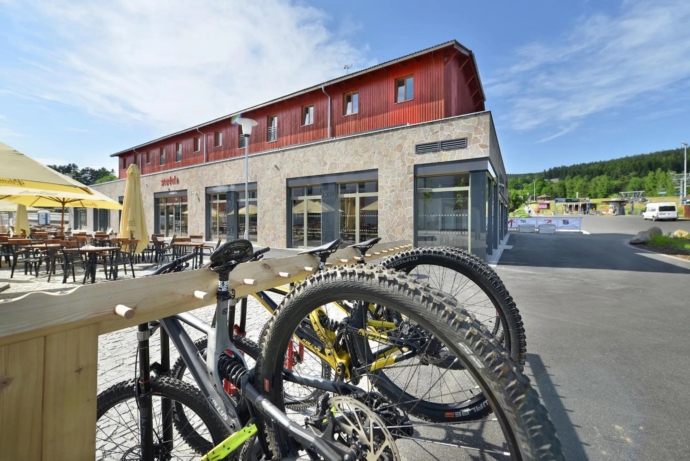 Property building in Hotel Element