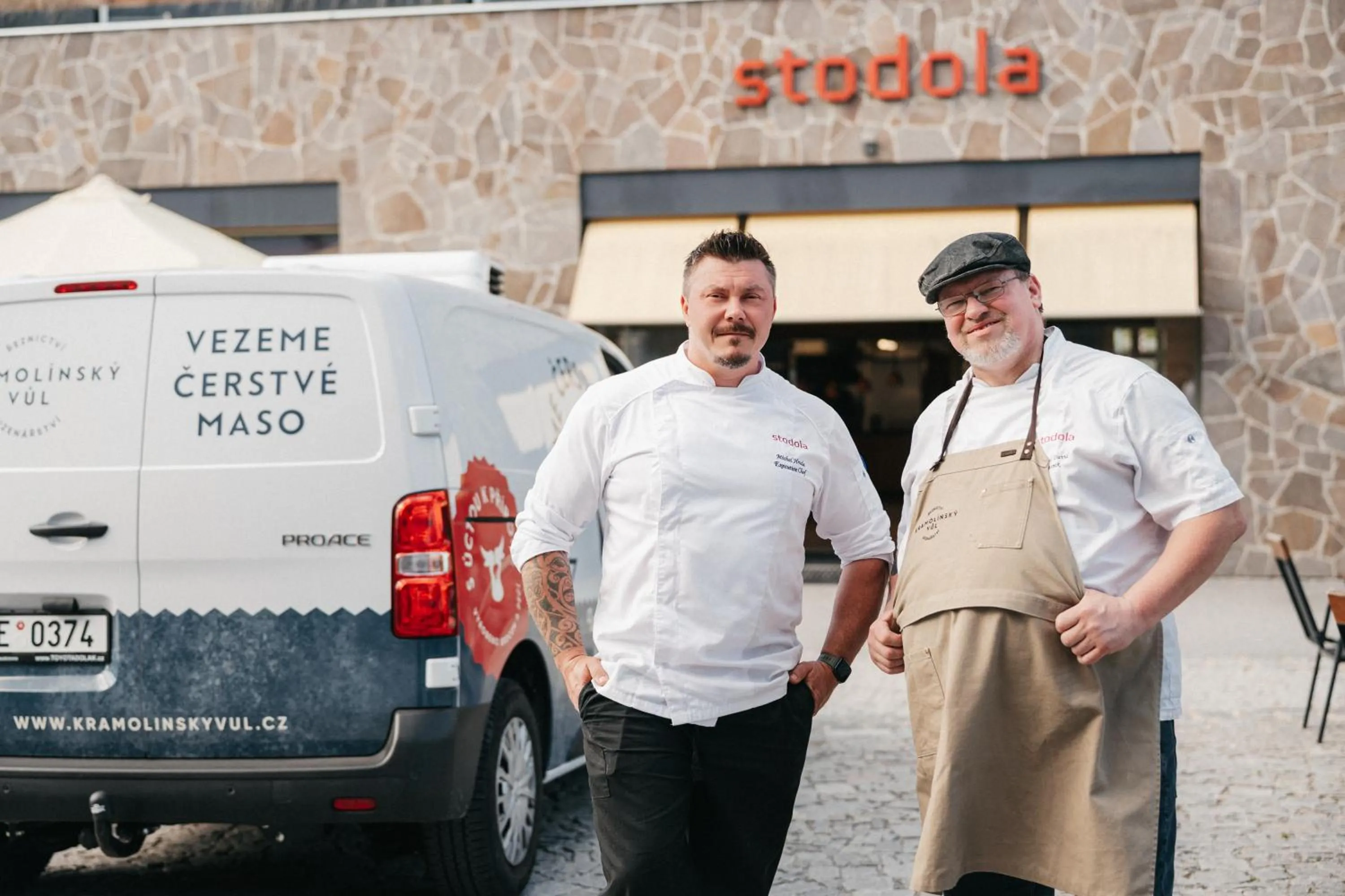 Restaurant/places to eat in Hotel Element