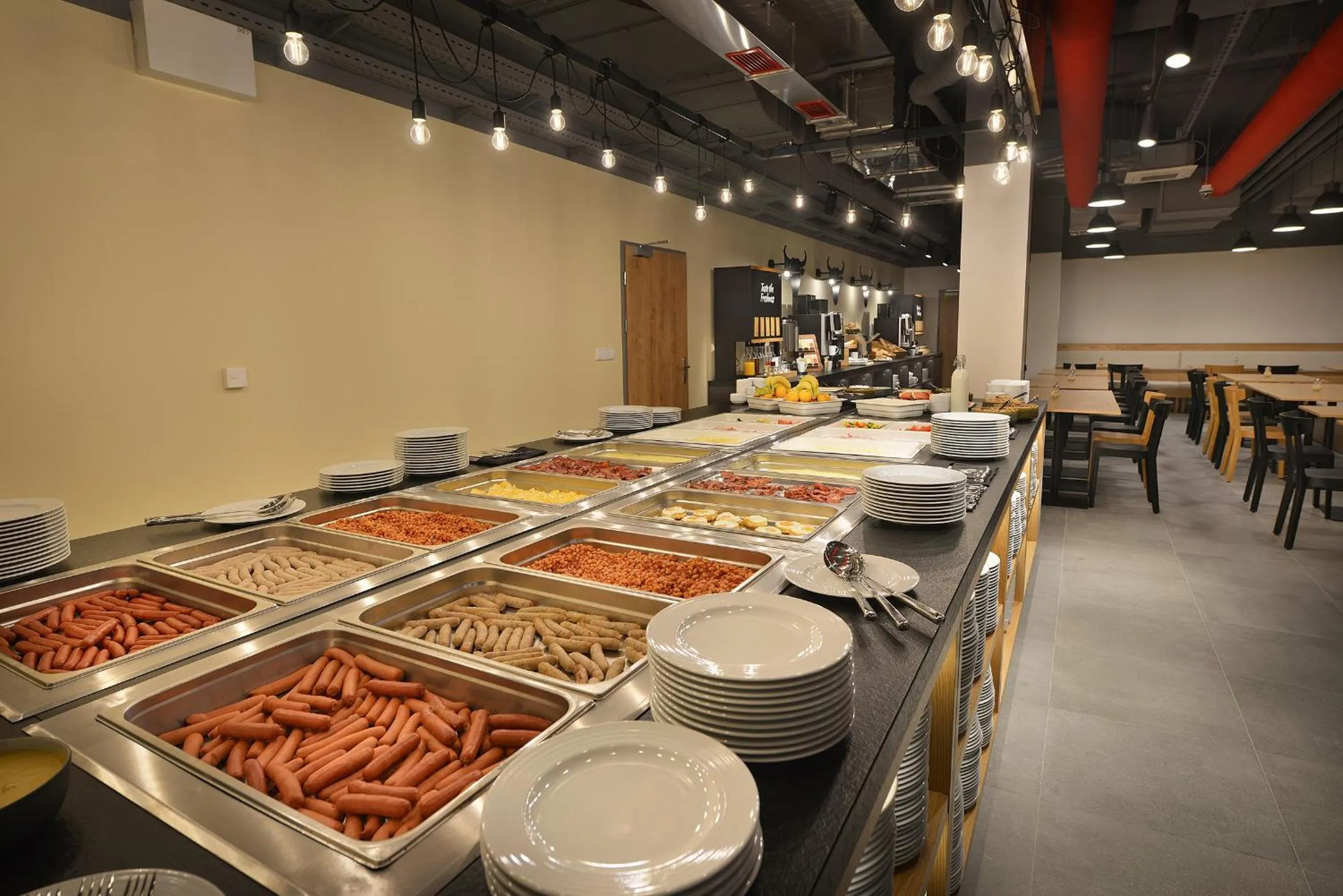 Breakfast in Hotel Element