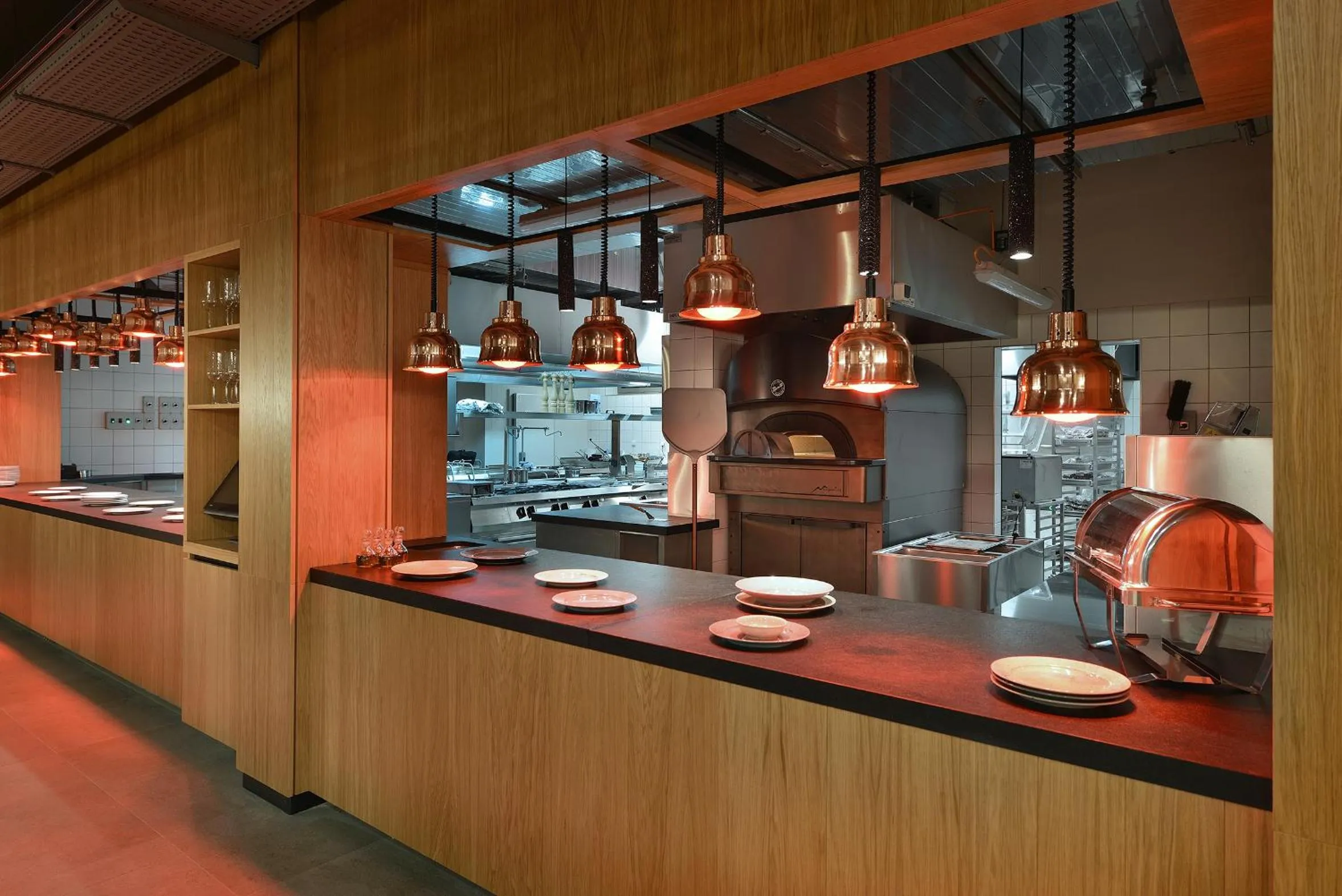 Restaurant/places to eat in Hotel Element