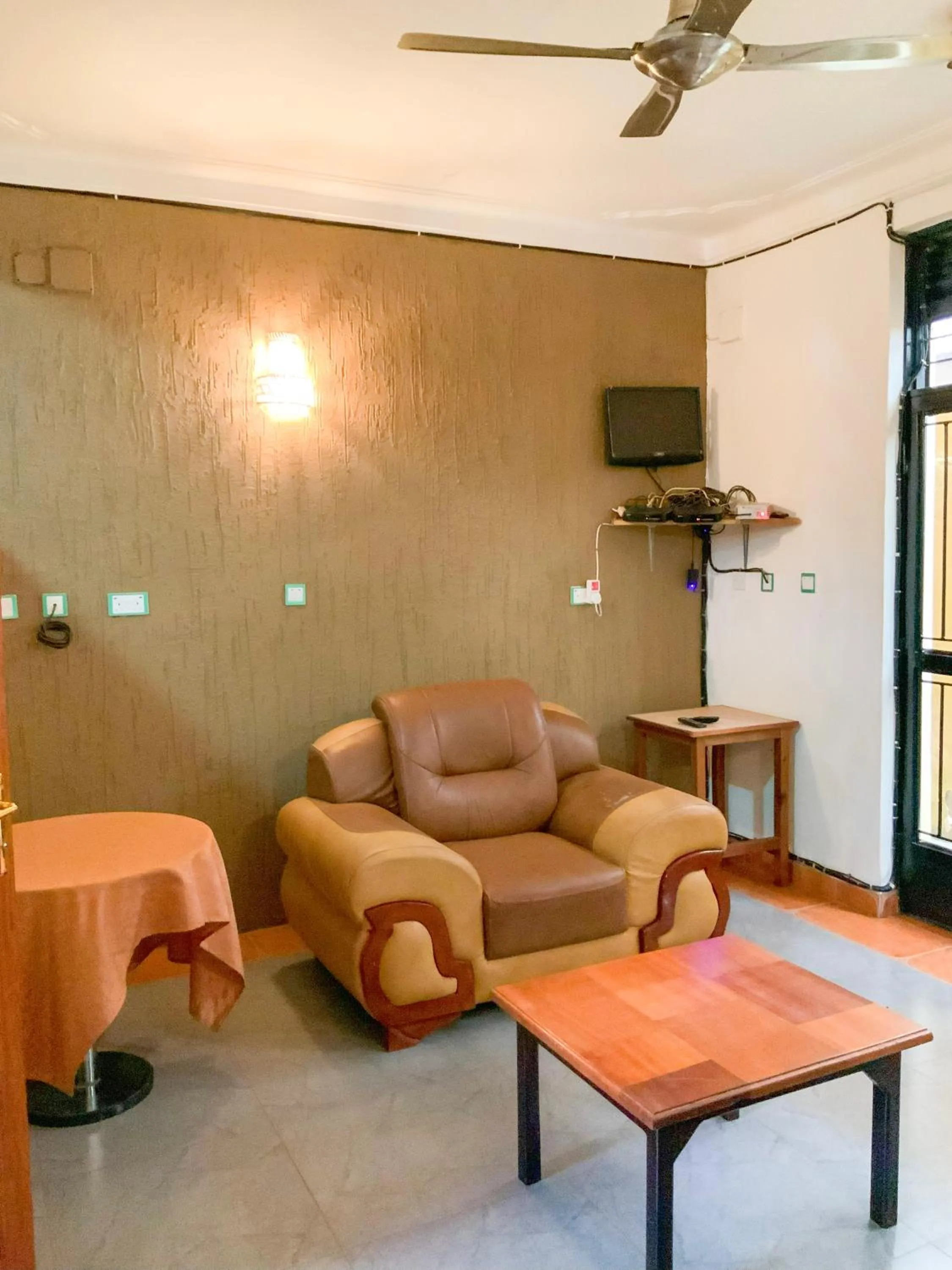 Seating area in Hendo Hotel