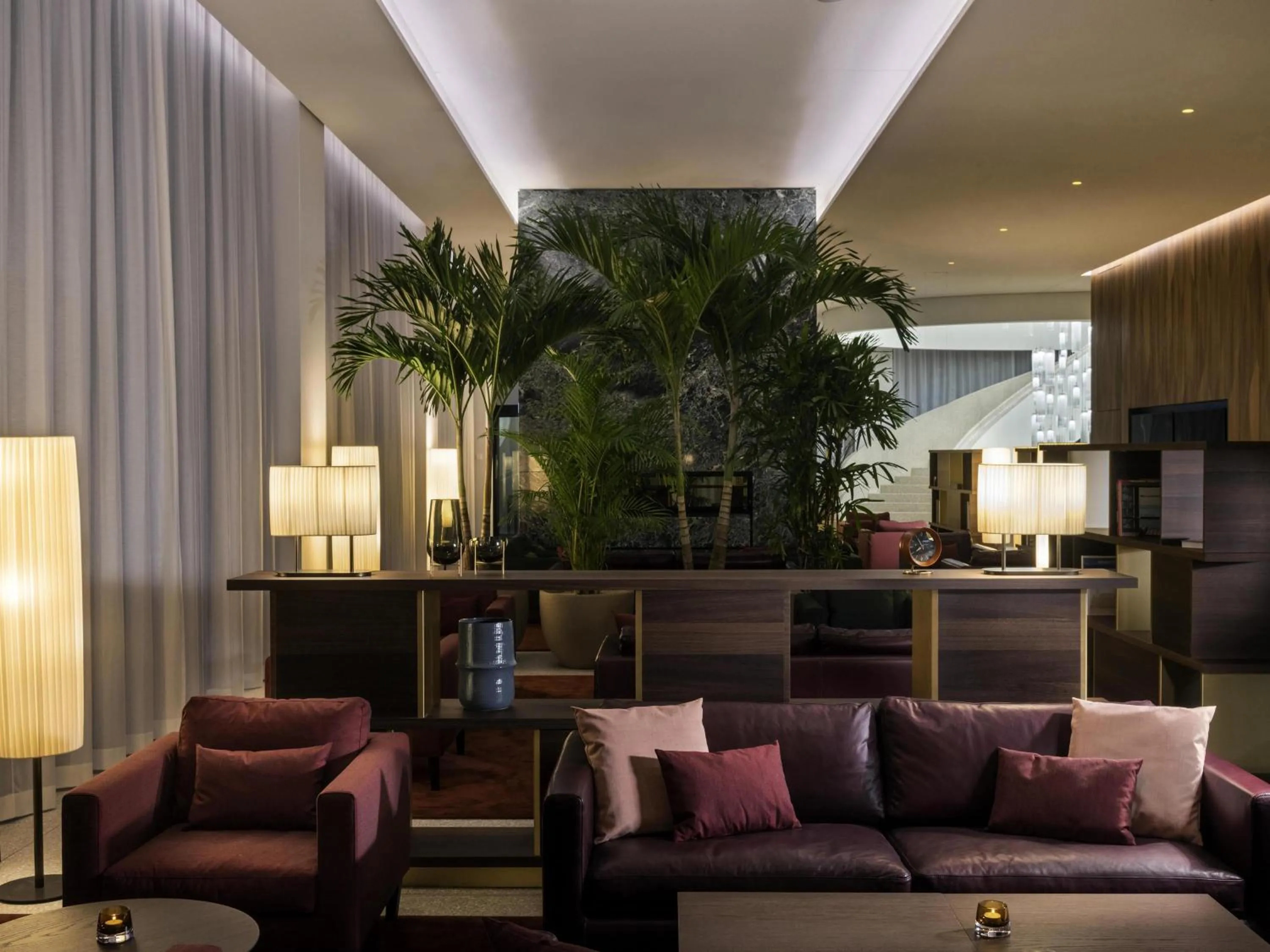 Lounge or bar in Mövenpick Hotel Basel