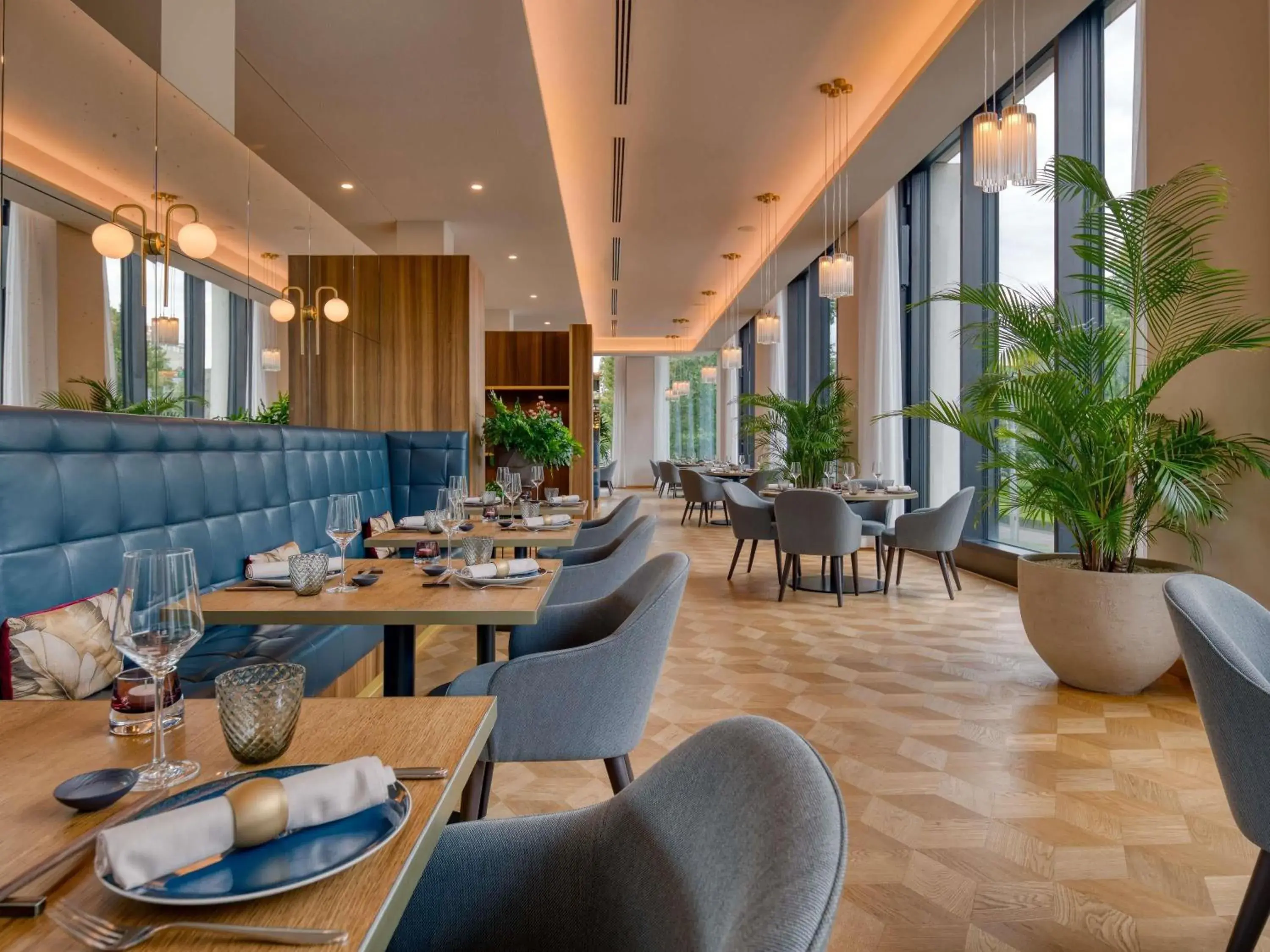 Restaurant/places to eat in Mövenpick Hotel Basel Restaurant/places to eat in Mövenpick Hotel Basel