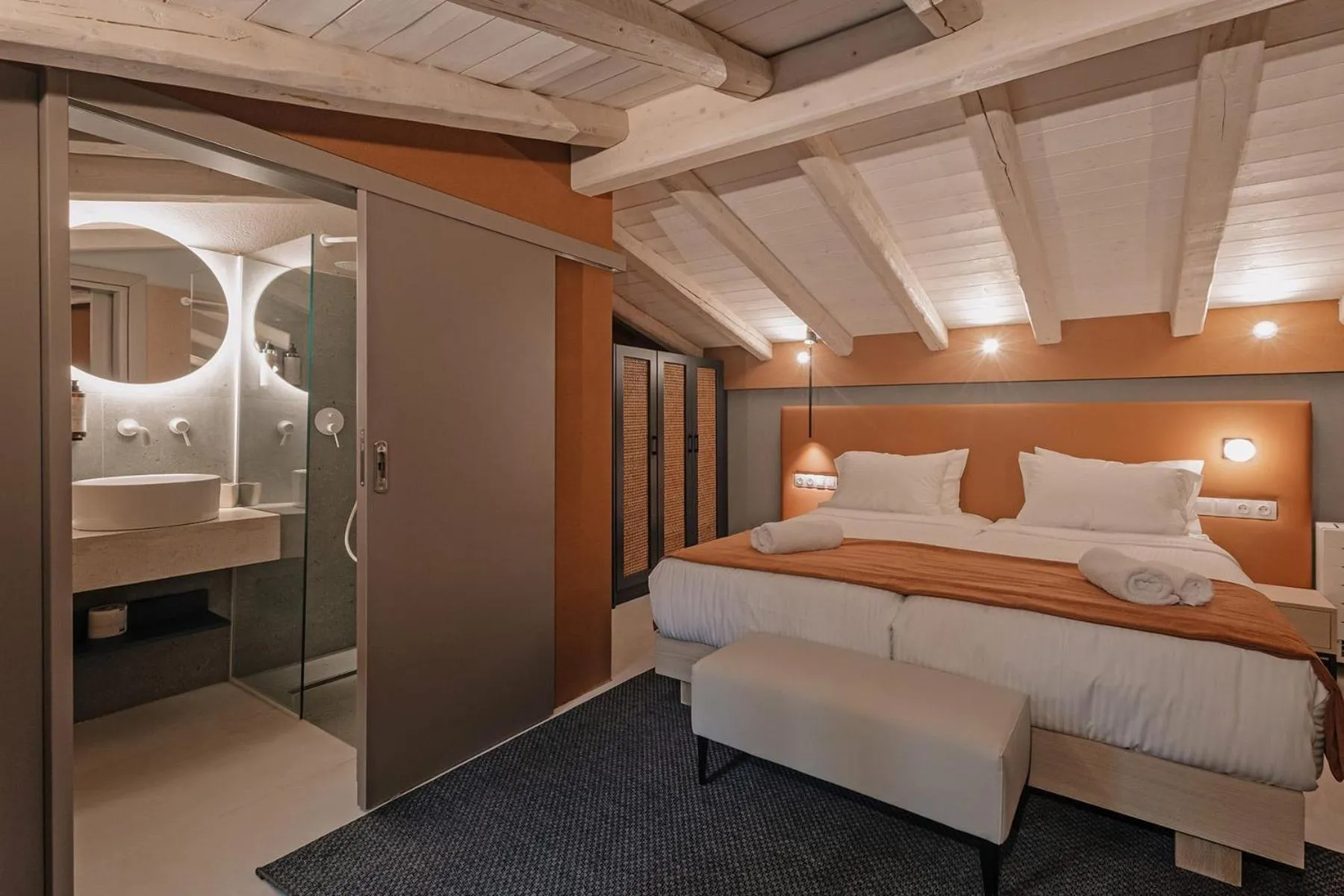 Bed in Tessera Villas & Studios Collection