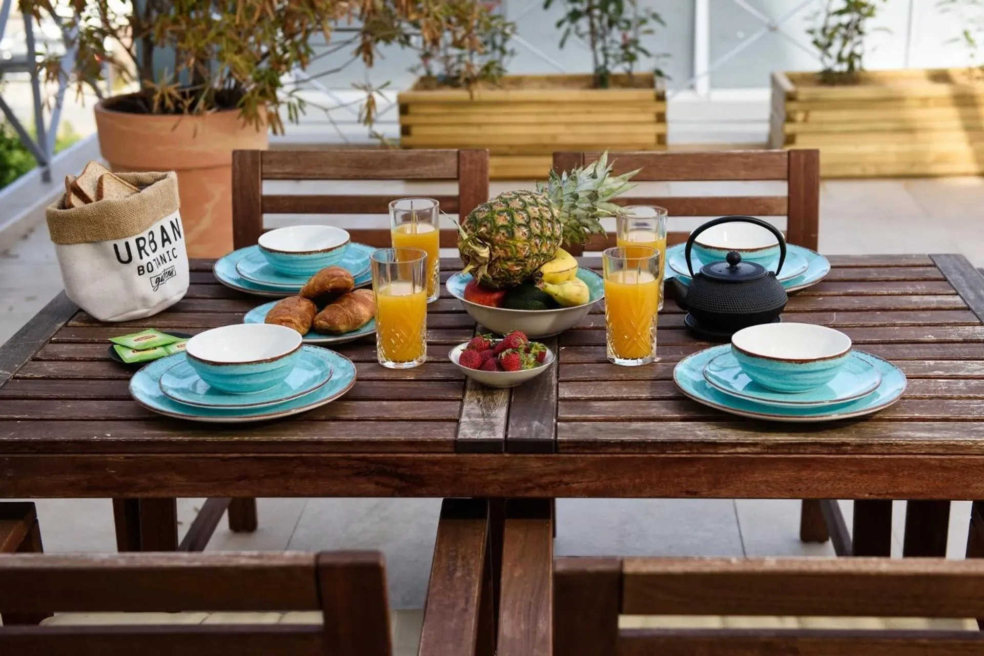 Tessera Villas & Studios Collection
