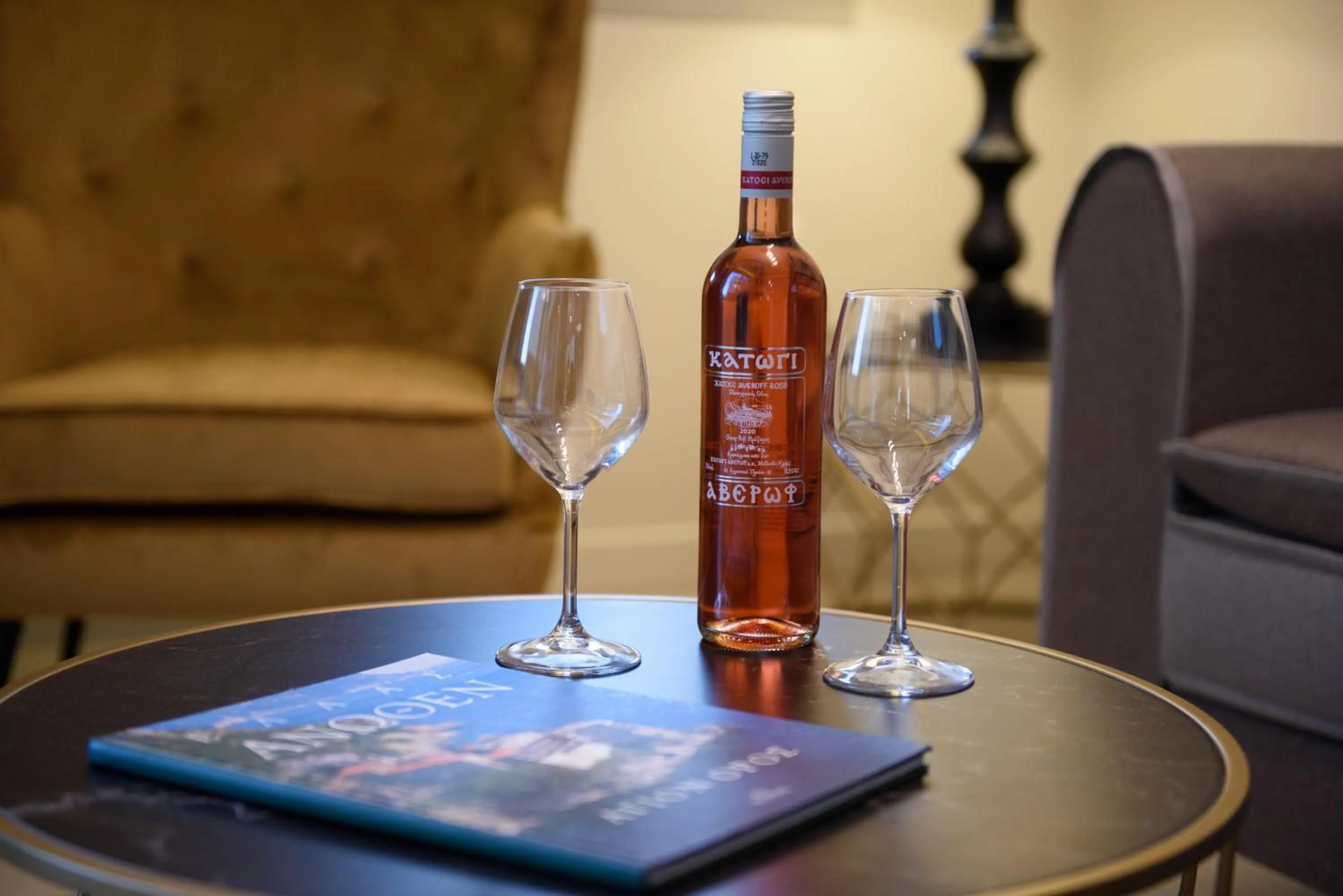 Dining area in Tessera Villas & Studios Collection