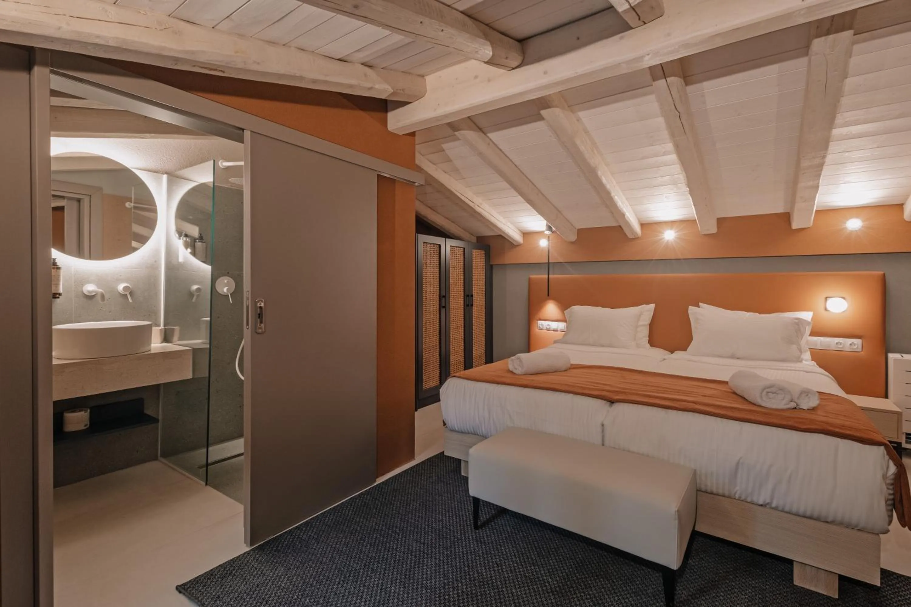 Bed in Tessera Villas & Studios Collection