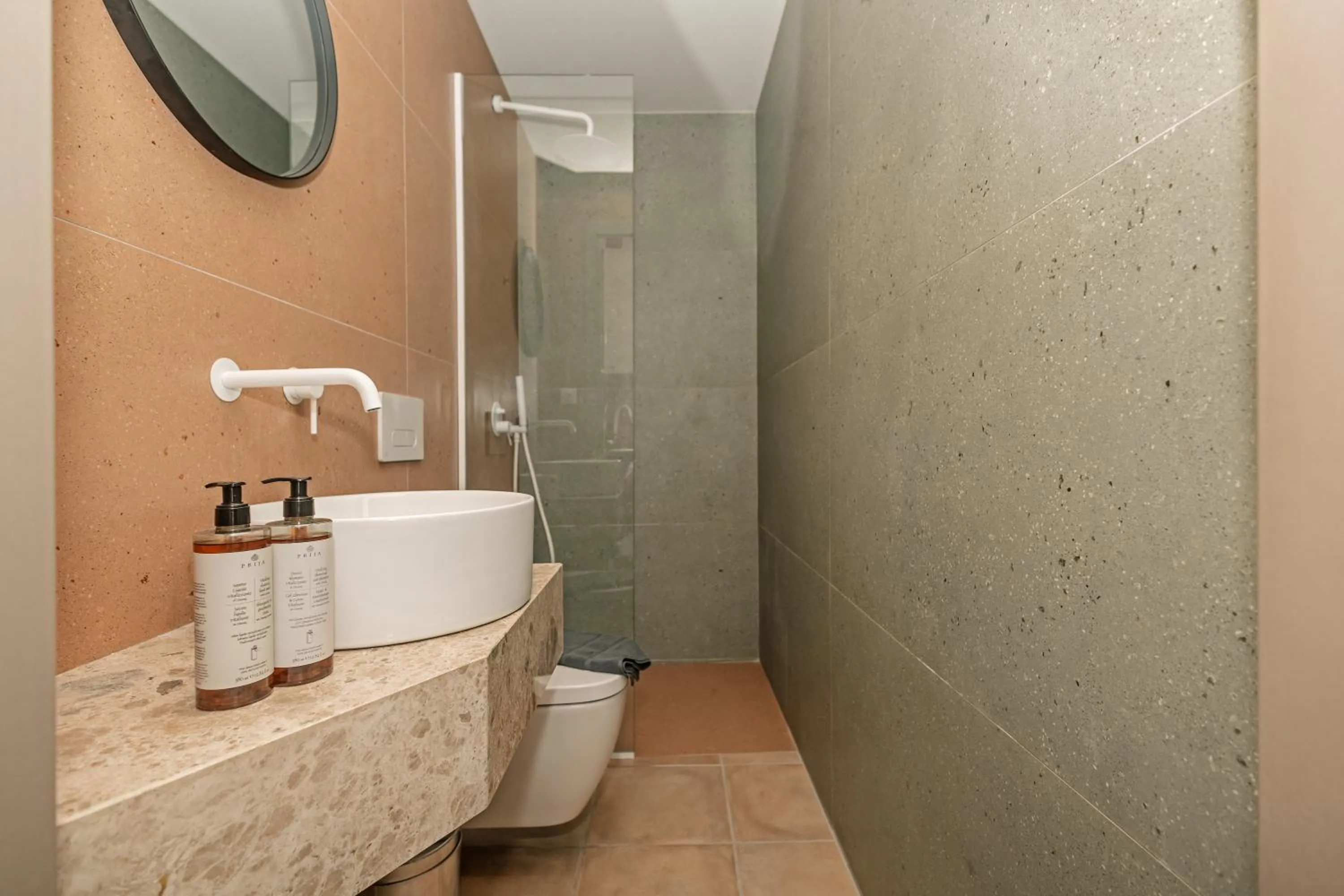 Tessera Villas & Studios Collection