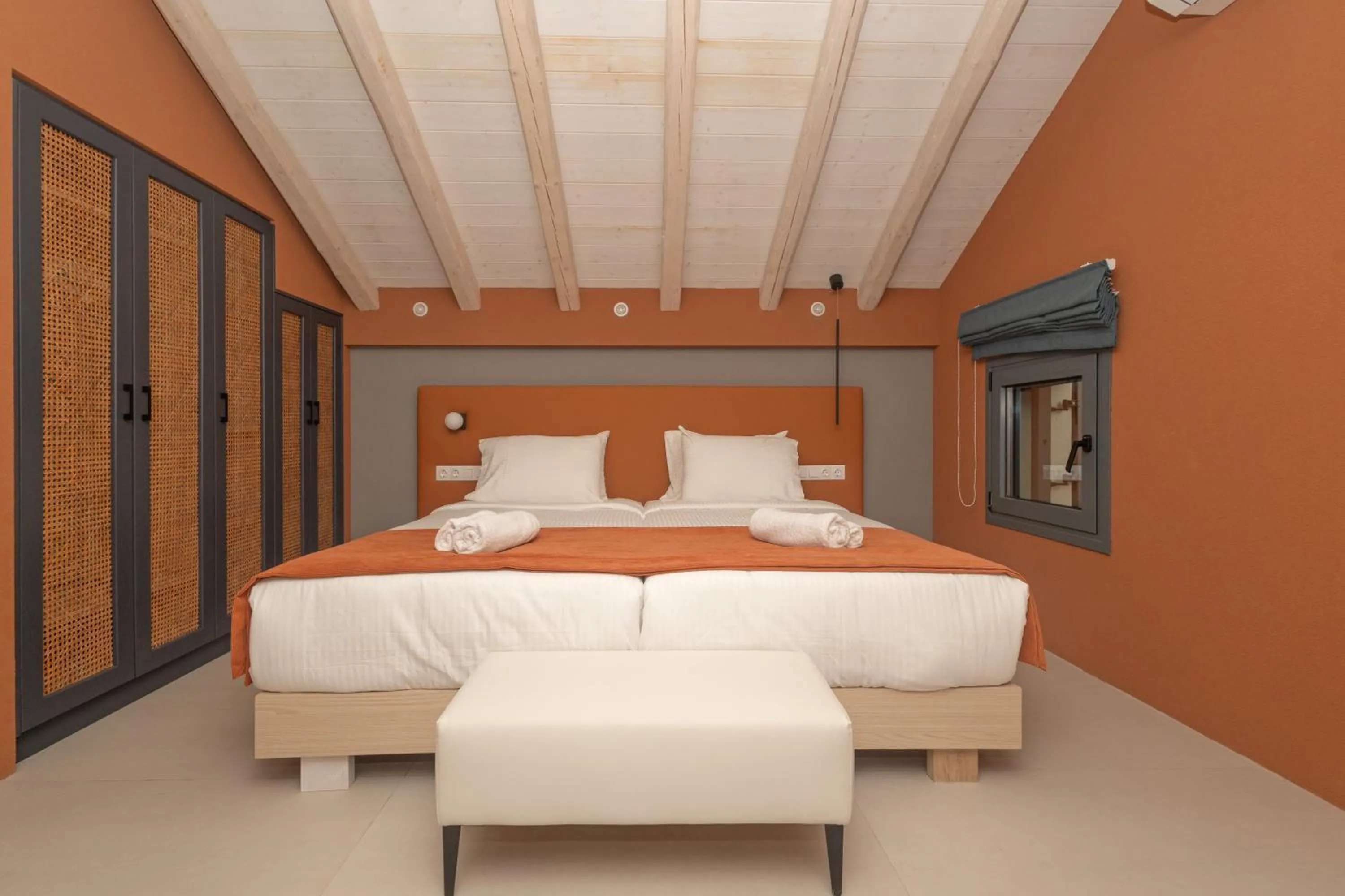 Bedroom, Bed in Tessera Villas & Studios Collection