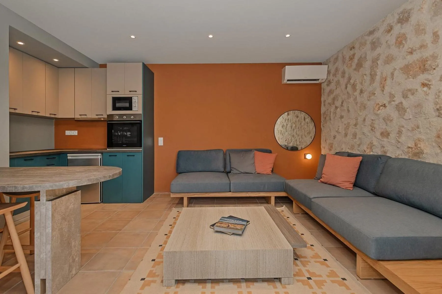 Tessera Villas & Studios Collection